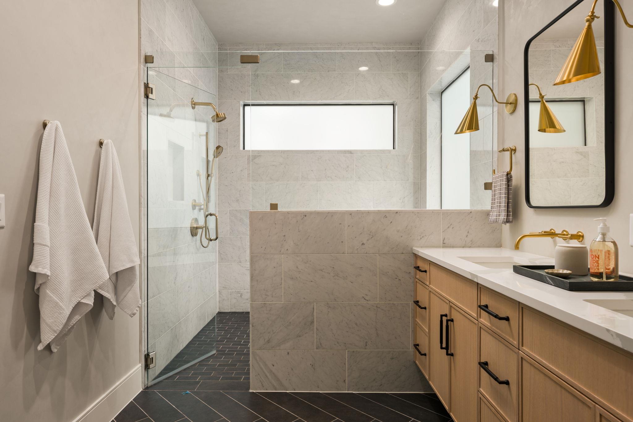 212 Fletcher St, Austin, TX 78704