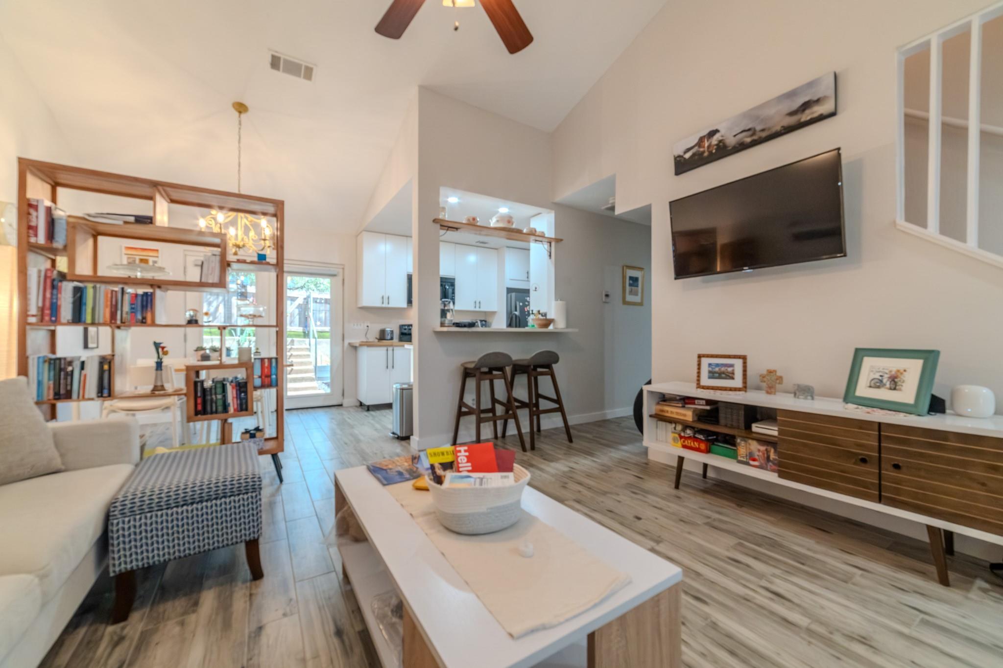 1015 E Yager Ln # 115, Austin, TX 78753