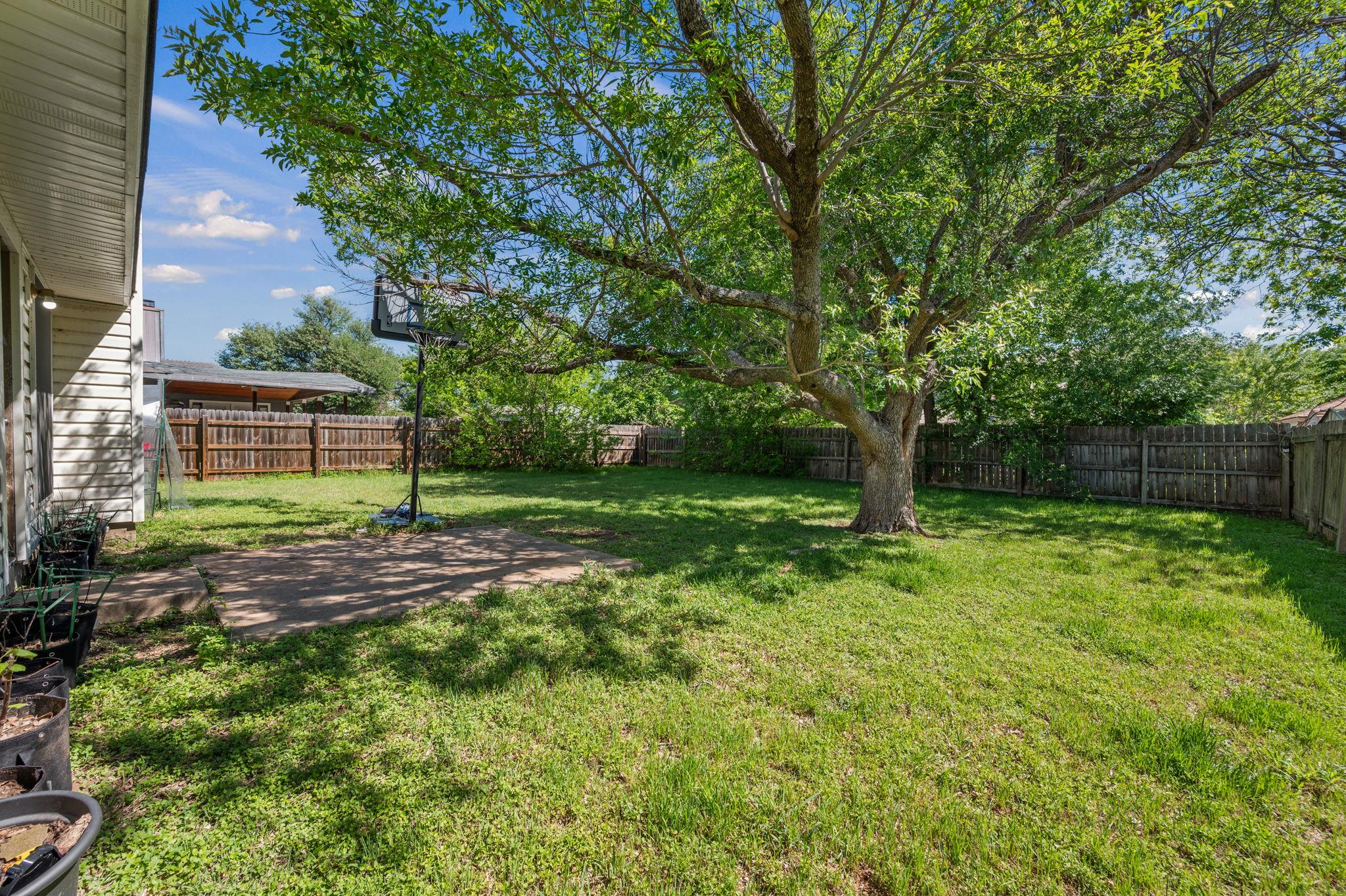 604 Battlecreek Ln, Leander, TX 78641