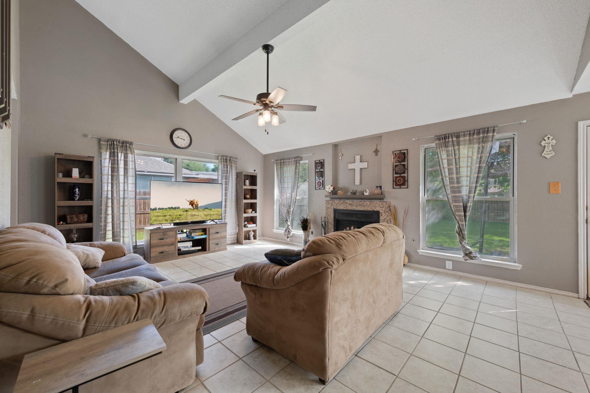 604 Battlecreek Ln, Leander, TX 78641