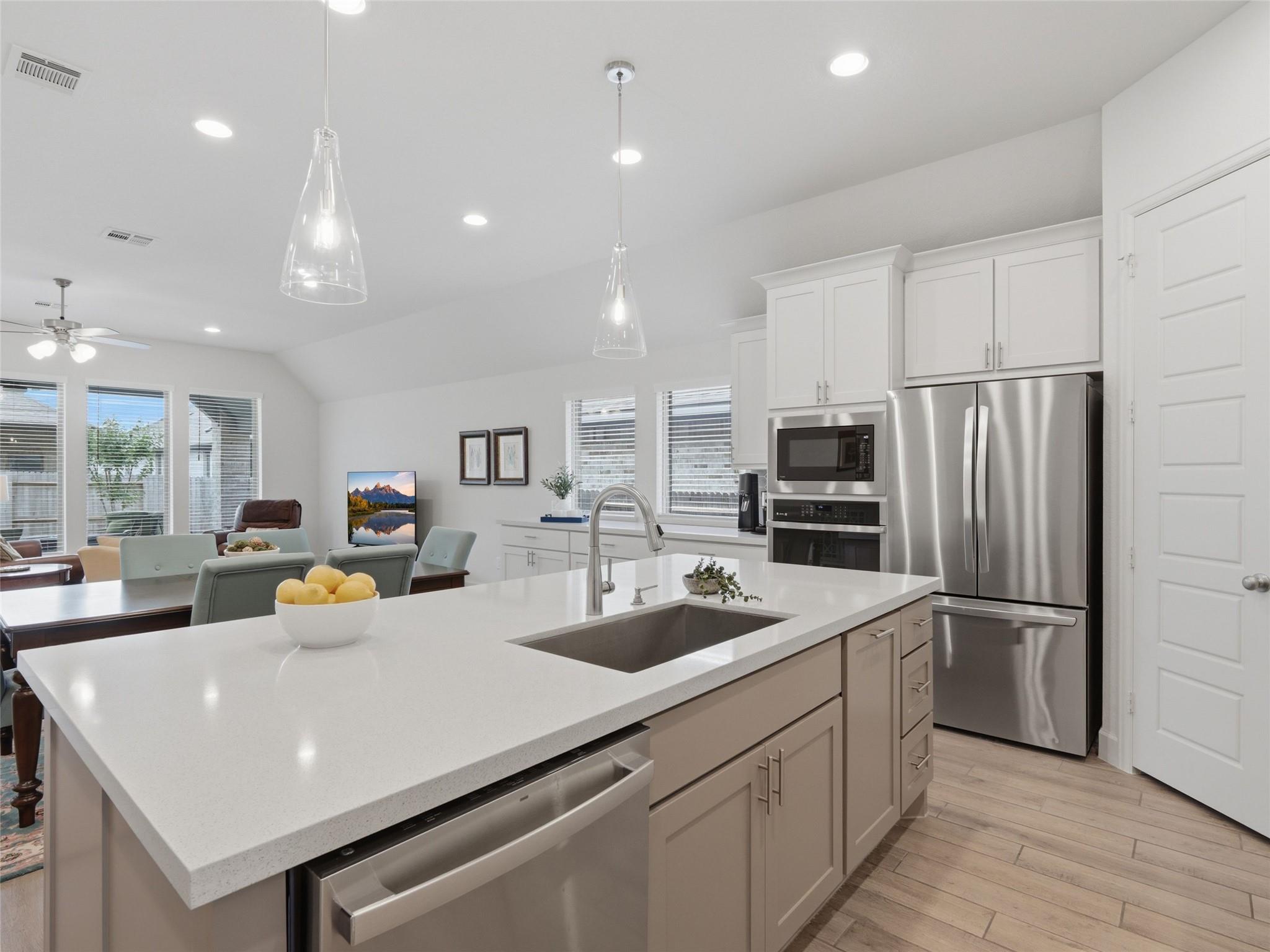 1833 Luna St, New Braunfels, TX 78132