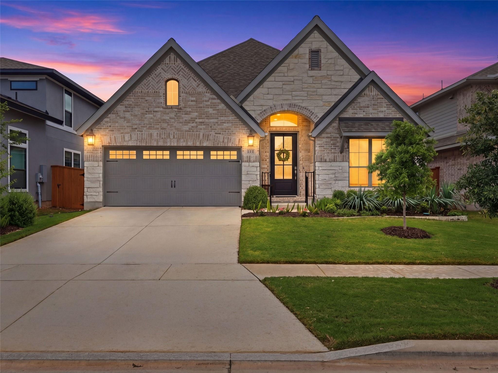 1833 Luna St, New Braunfels, TX 78132