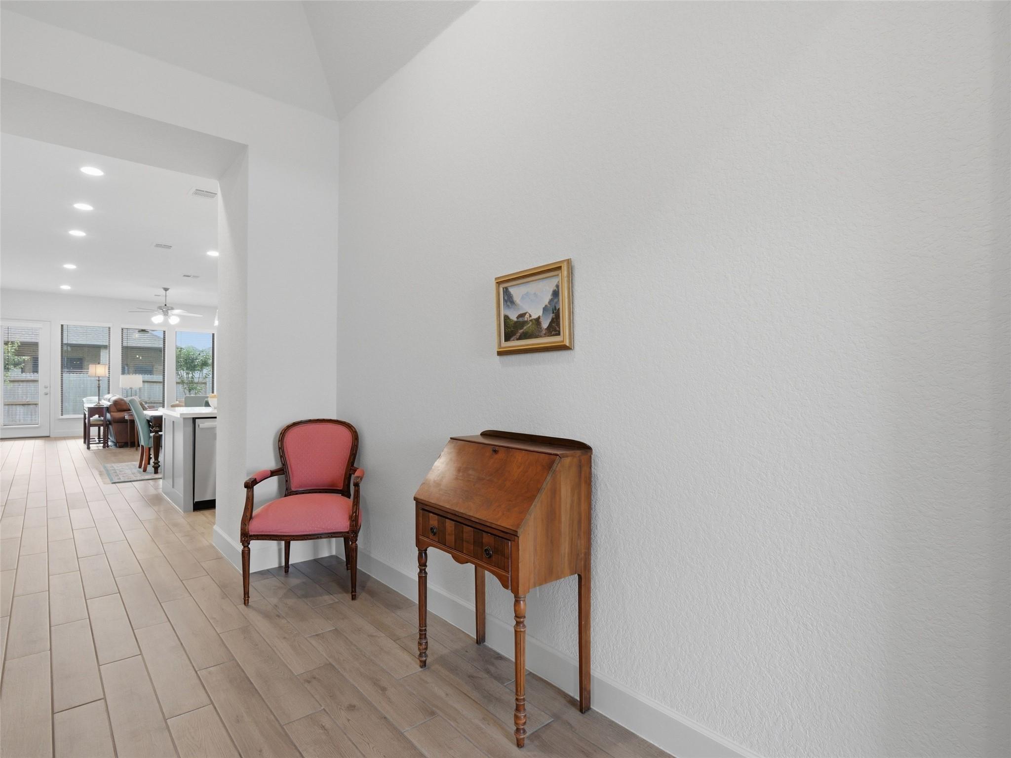 1833 Luna St, New Braunfels, TX 78132