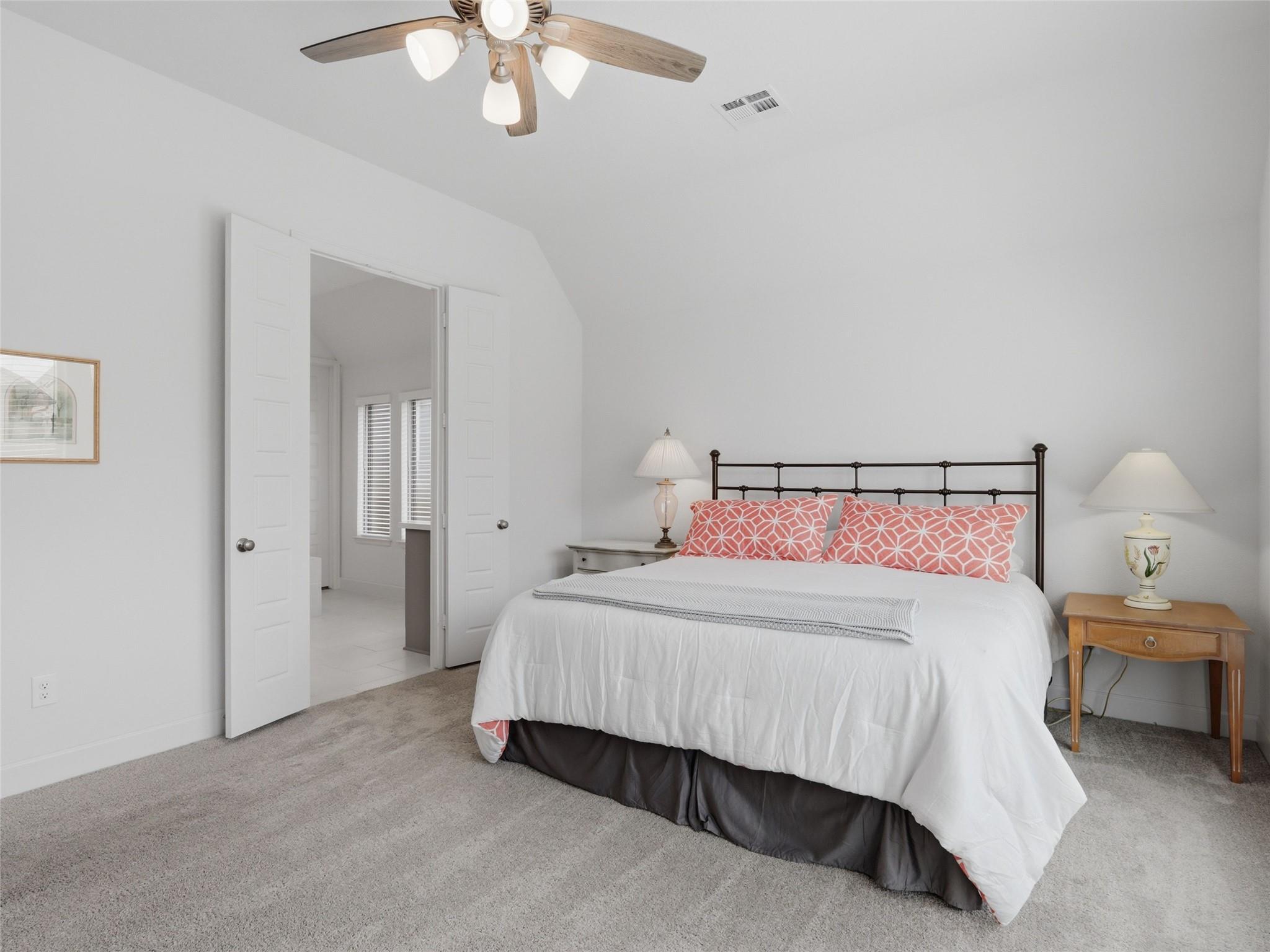 1833 Luna St, New Braunfels, TX 78132