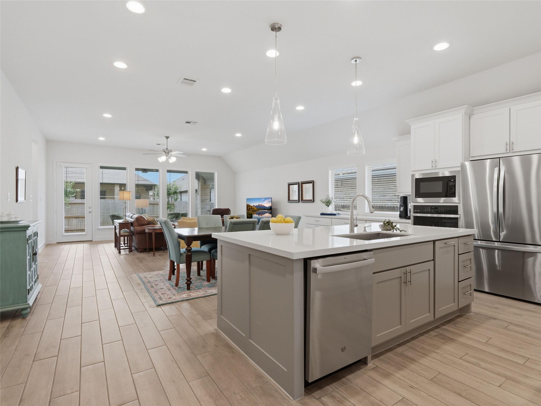 1833 Luna St, New Braunfels, TX 78132