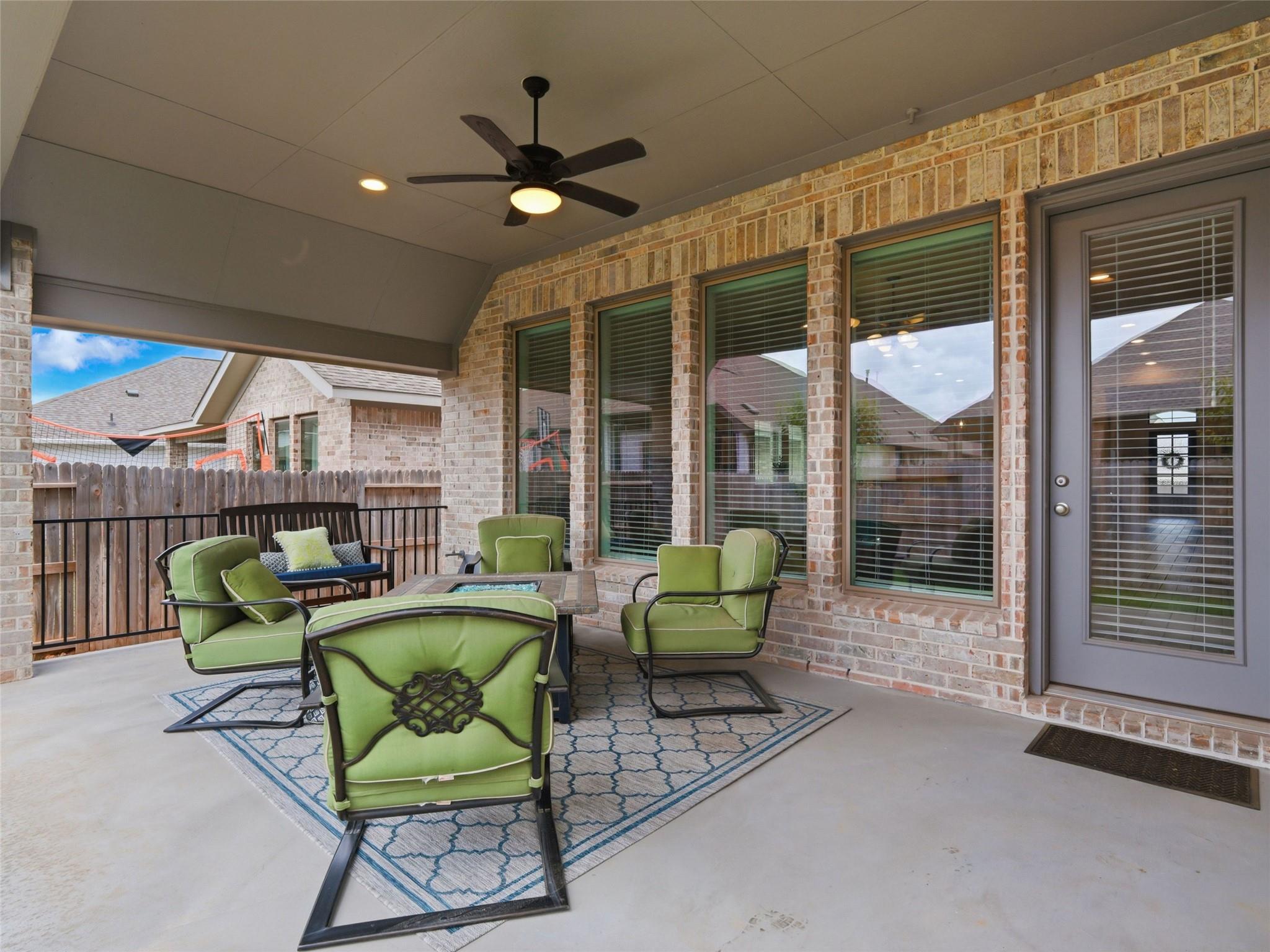 1833 Luna St, New Braunfels, TX 78132