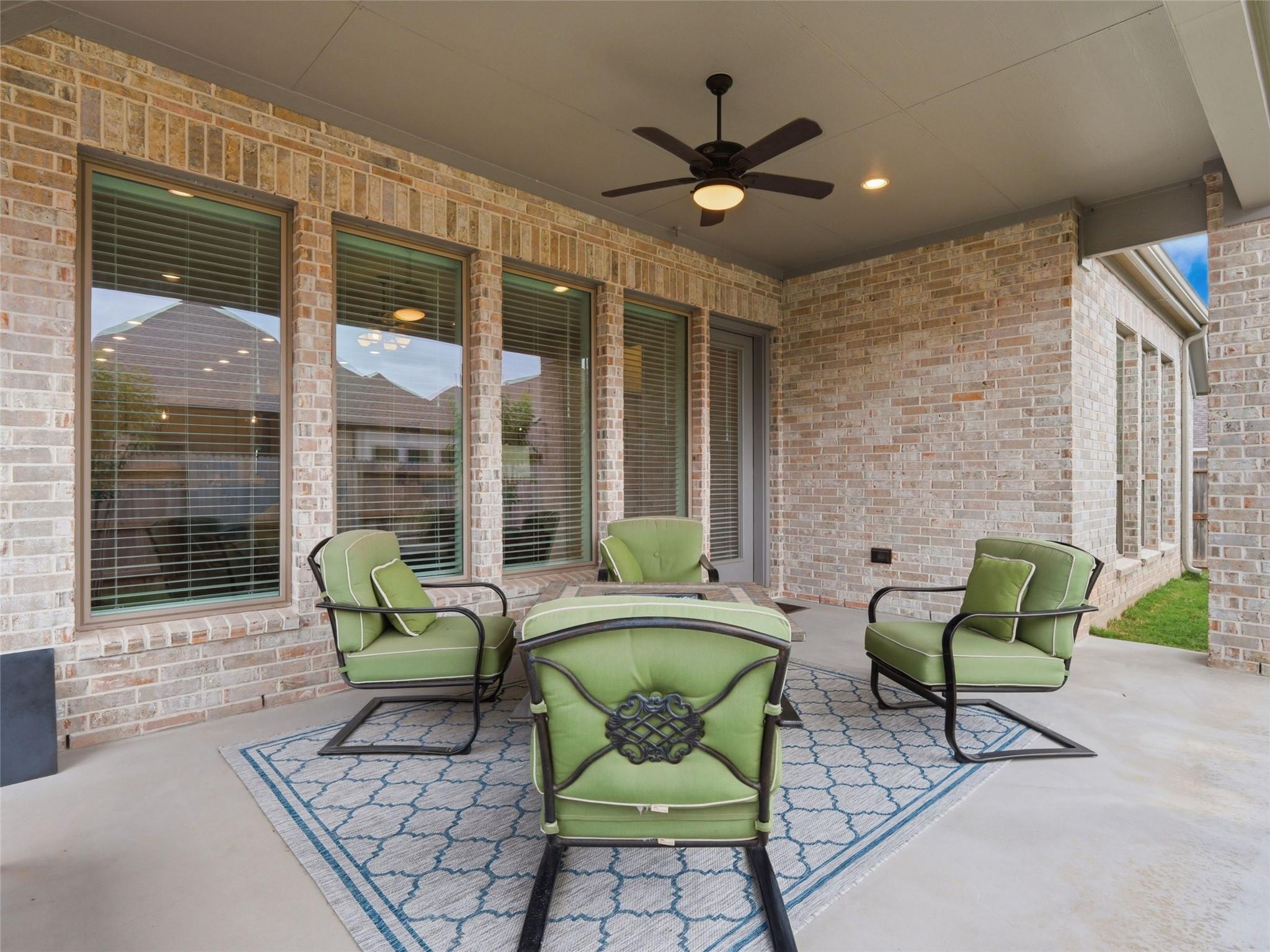 1833 Luna St, New Braunfels, TX 78132