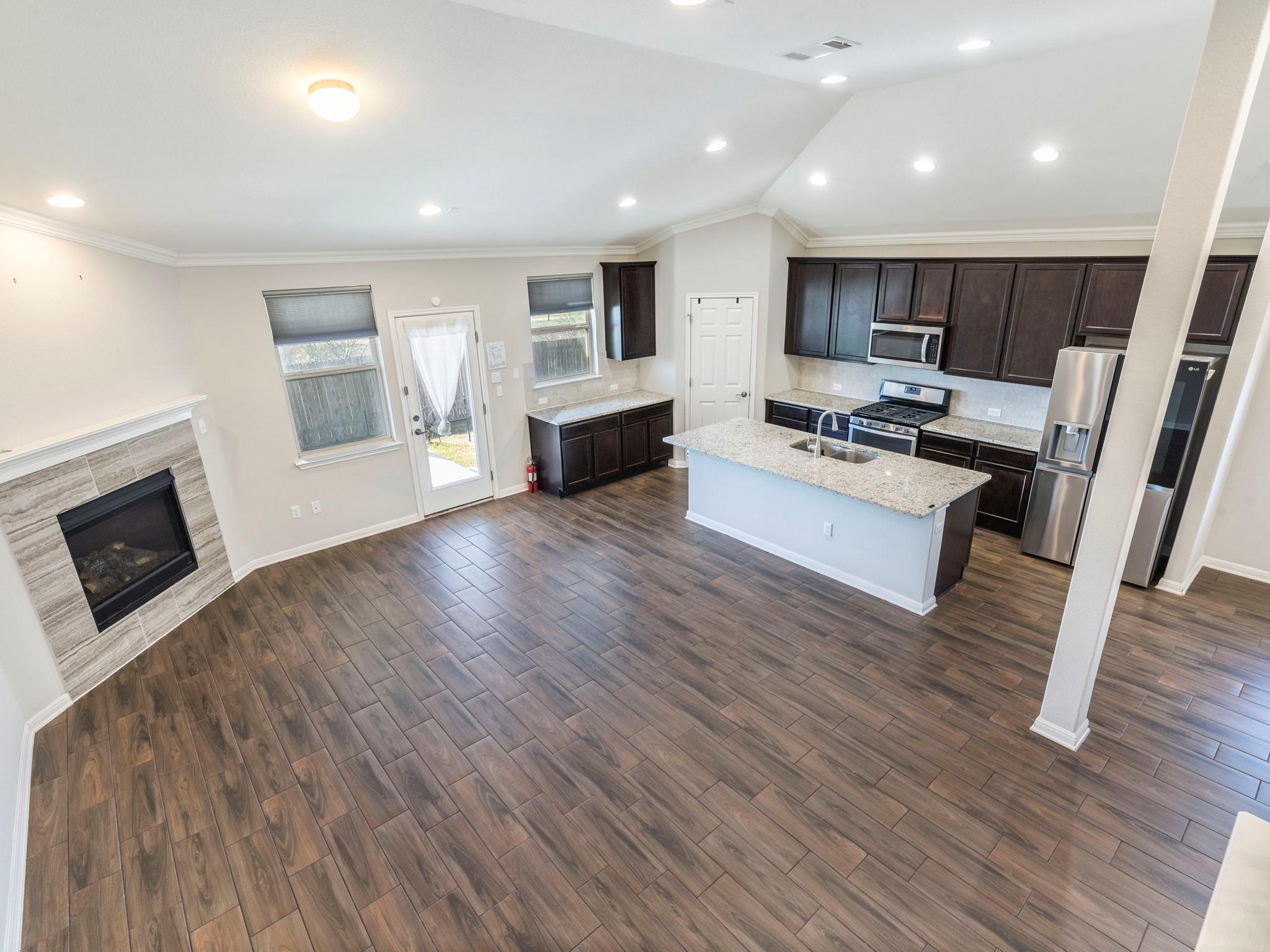 6829 Banff Cv, Austin, TX 78754