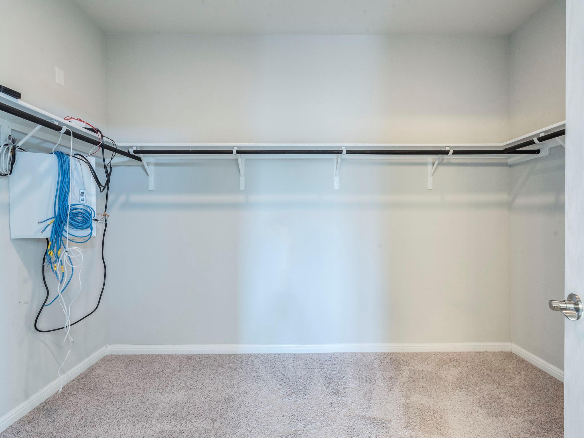 6829 Banff Cv, Austin, TX 78754