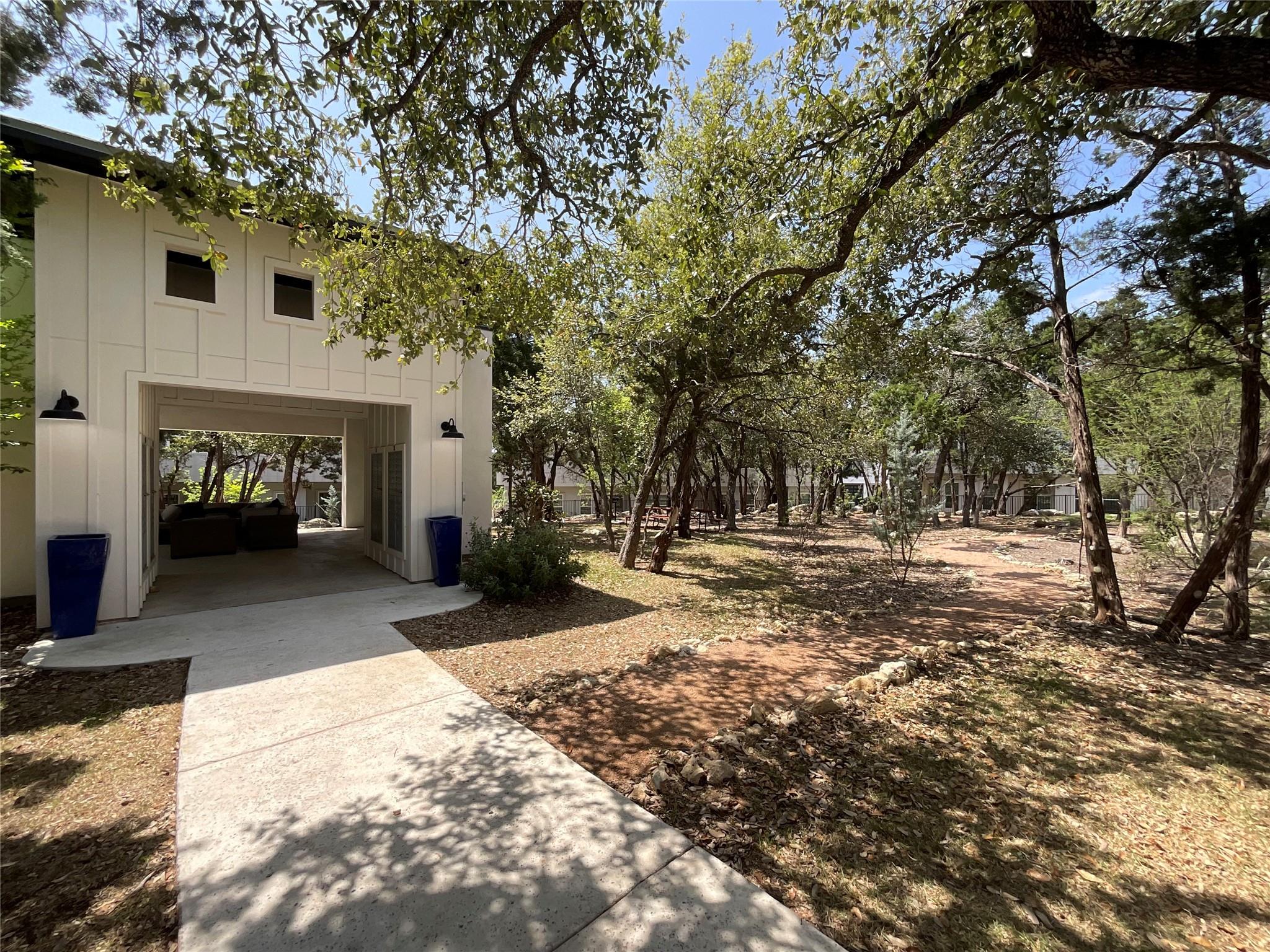 12001 Vista Parke Dr # 203, Austin, TX 78726