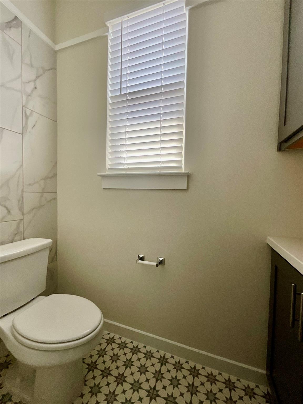 12001 Vista Parke Dr # 203, Austin, TX 78726