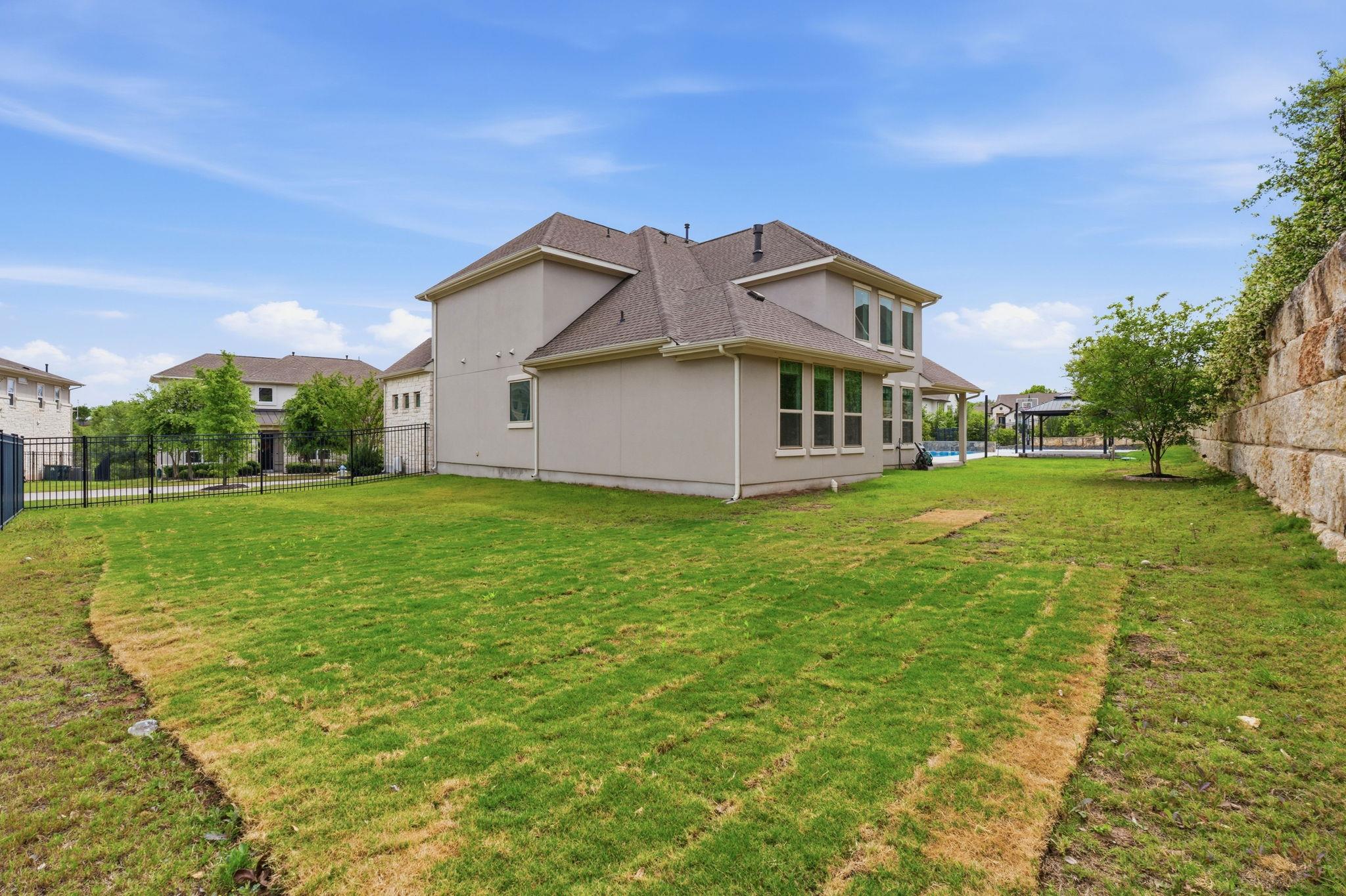 2405 Cades Spirit Bnd # 105, Austin, TX 78738