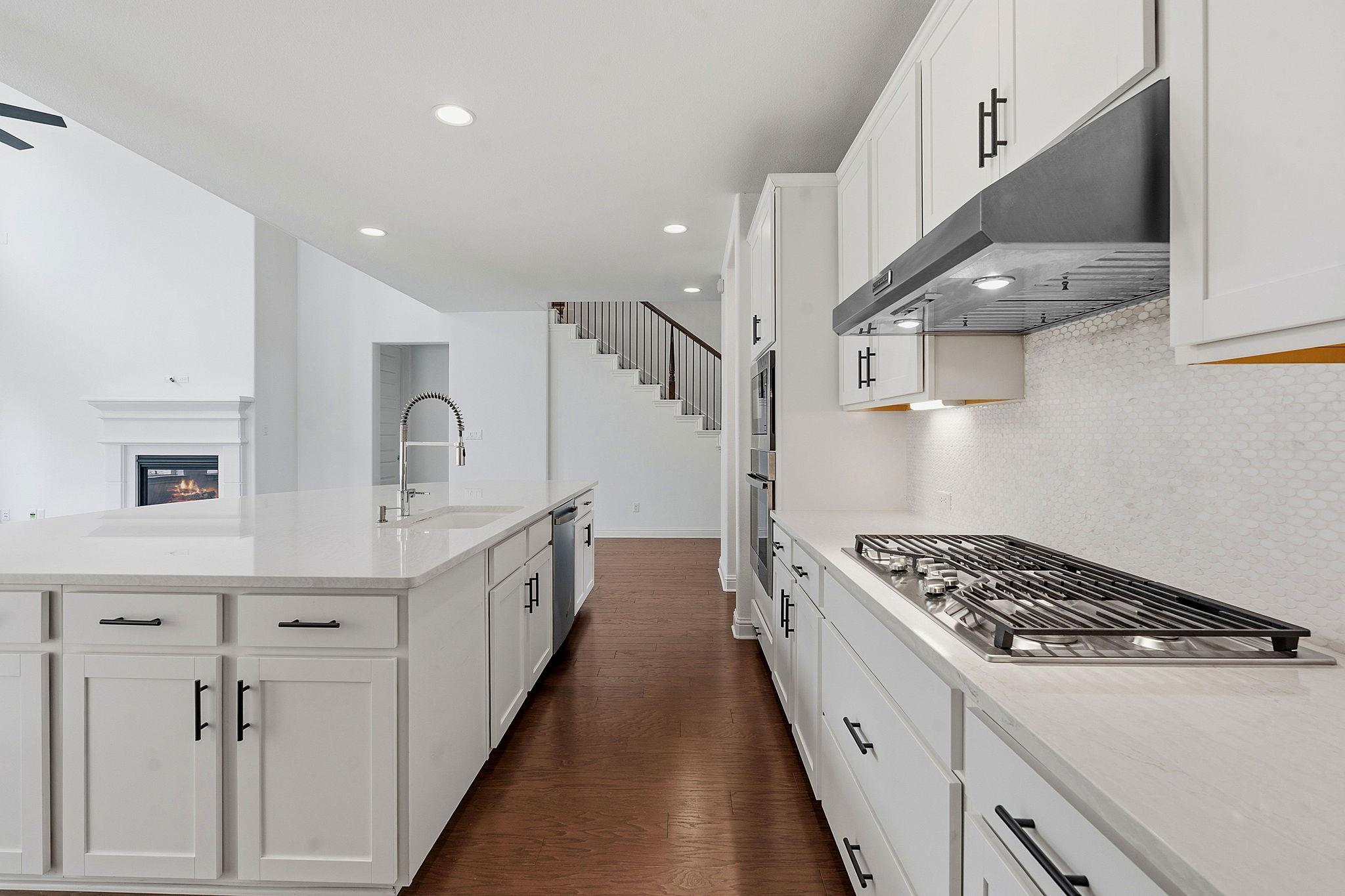 2405 Cades Spirit Bnd # 105, Austin, TX 78738