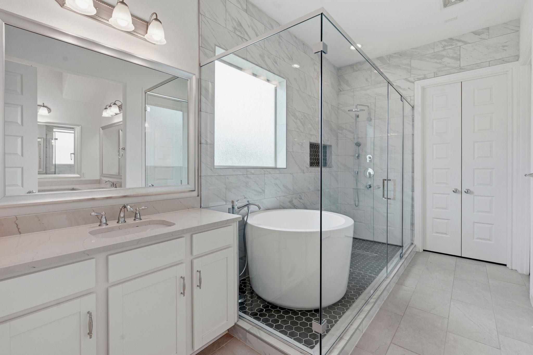 2405 Cades Spirit Bnd # 105, Austin, TX 78738