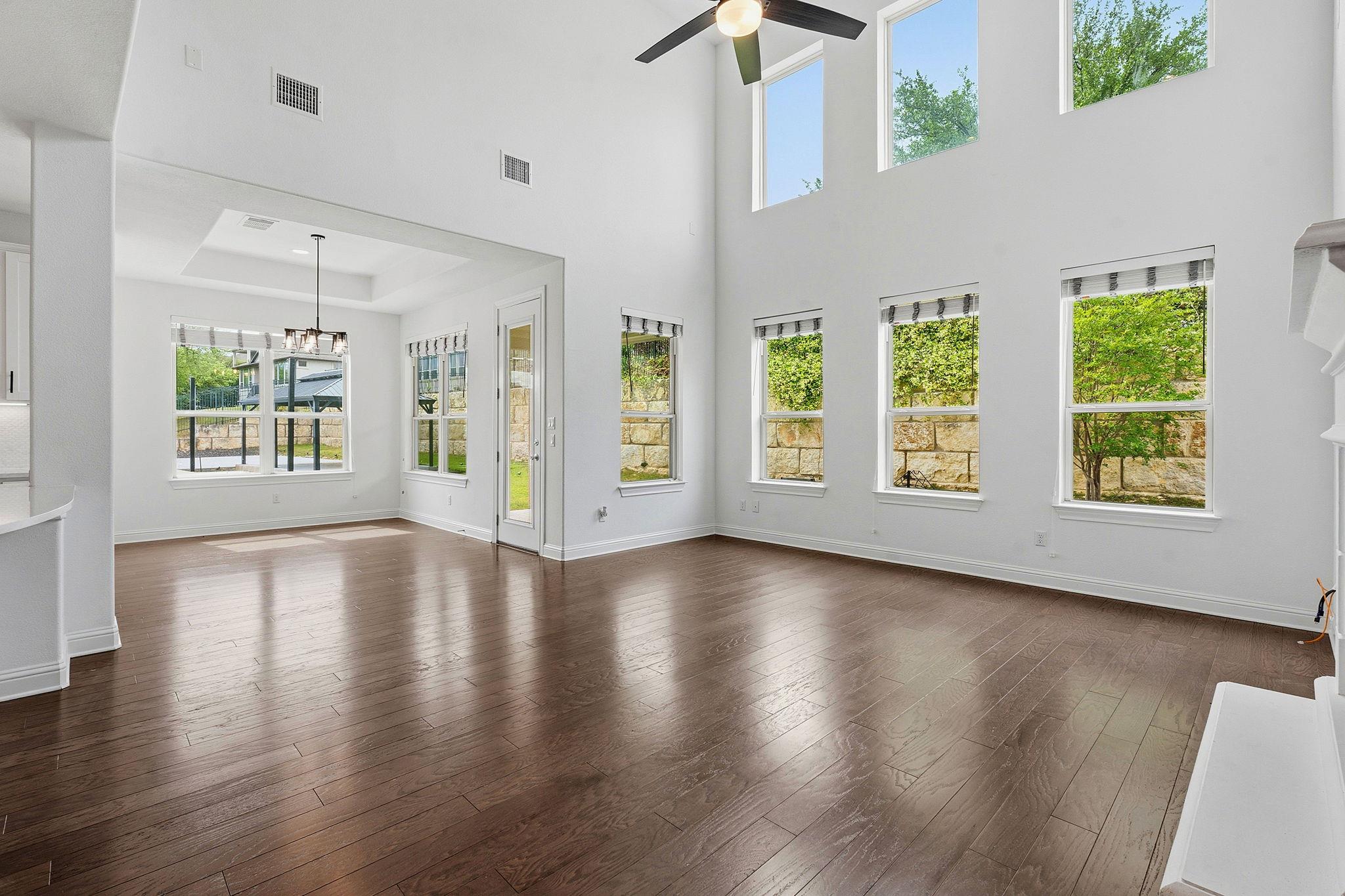 2405 Cades Spirit Bnd # 105, Austin, TX 78738