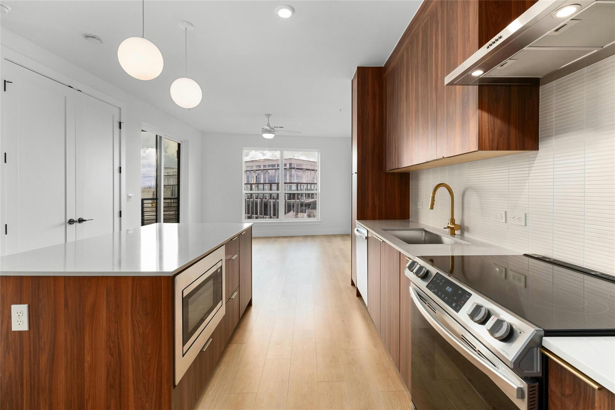 1701 Simond Ave # 644, Austin, TX 78723