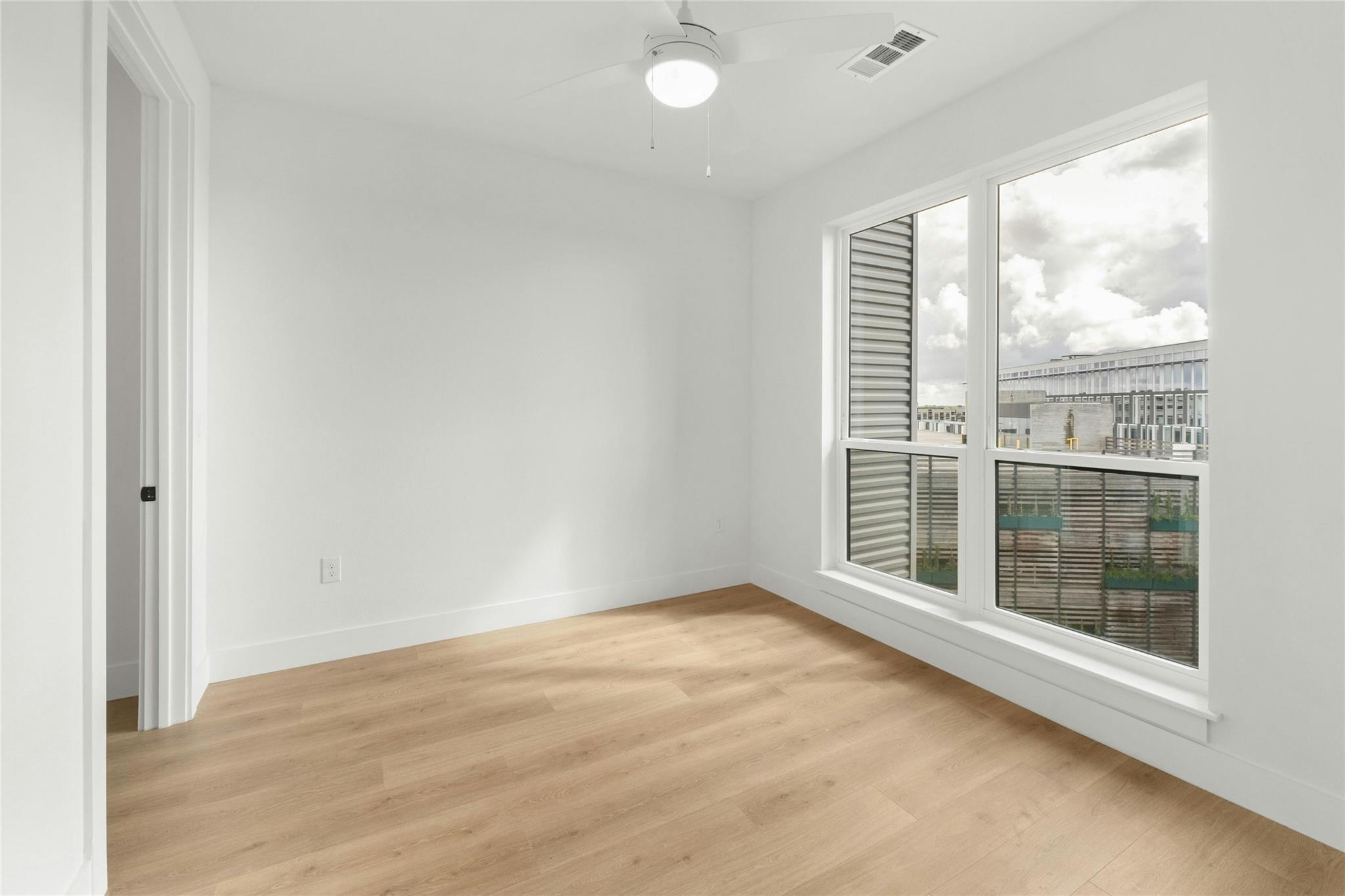 1701 Simond Ave # 644, Austin, TX 78723