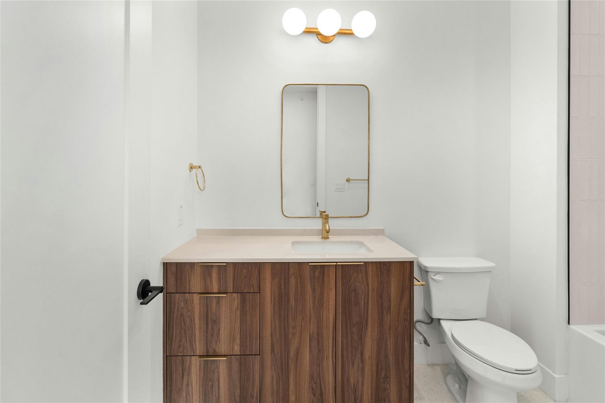 1701 Simond Ave # 644, Austin, TX 78723