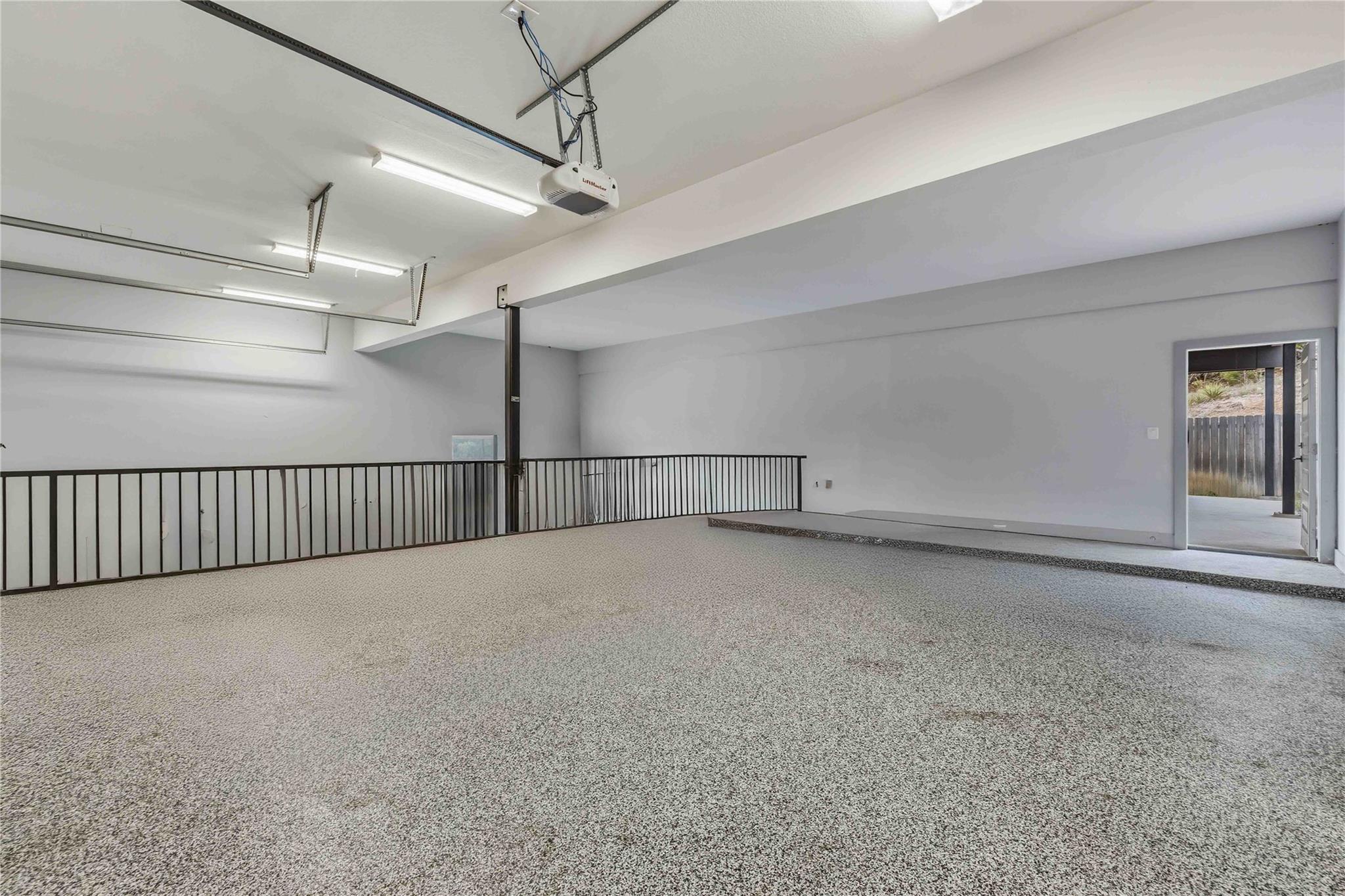 20901 Broken Arrow St, Lago Vista, TX 78645