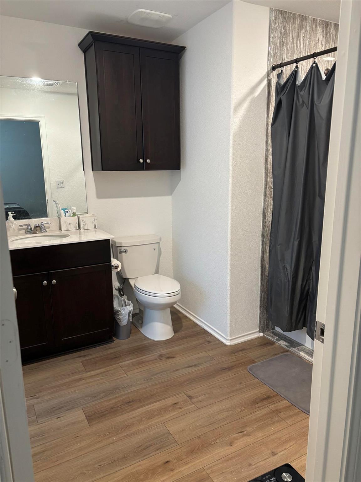 7120 Sparkling Light Dr # B, Del Valle, TX 78617