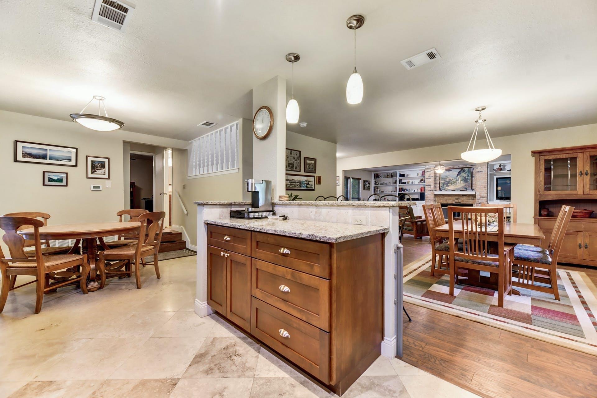 11313 Menodora Dr, Austin, TX 78748