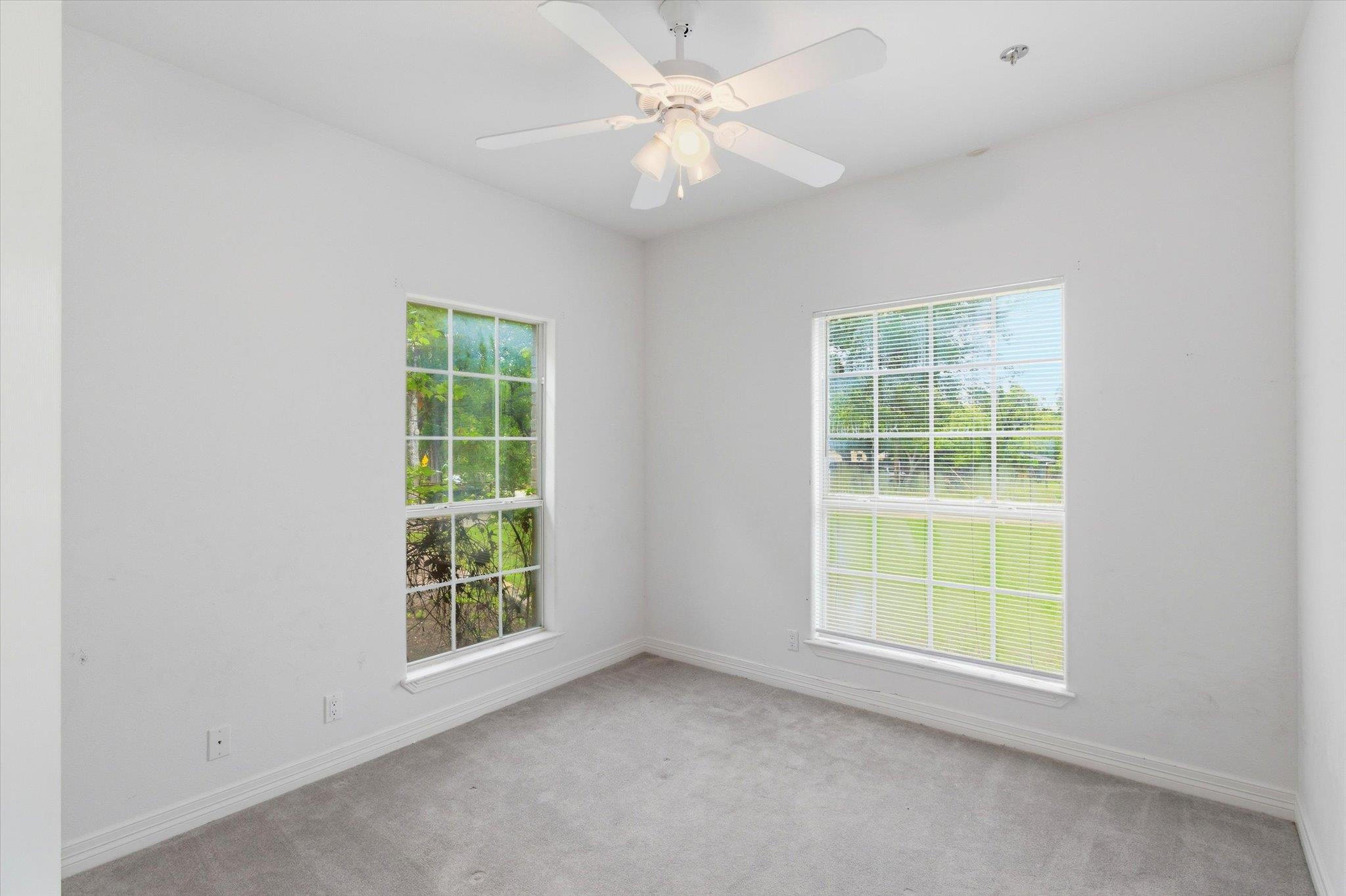 14 Lone Oak Trl, Sunset Valley, TX 78745