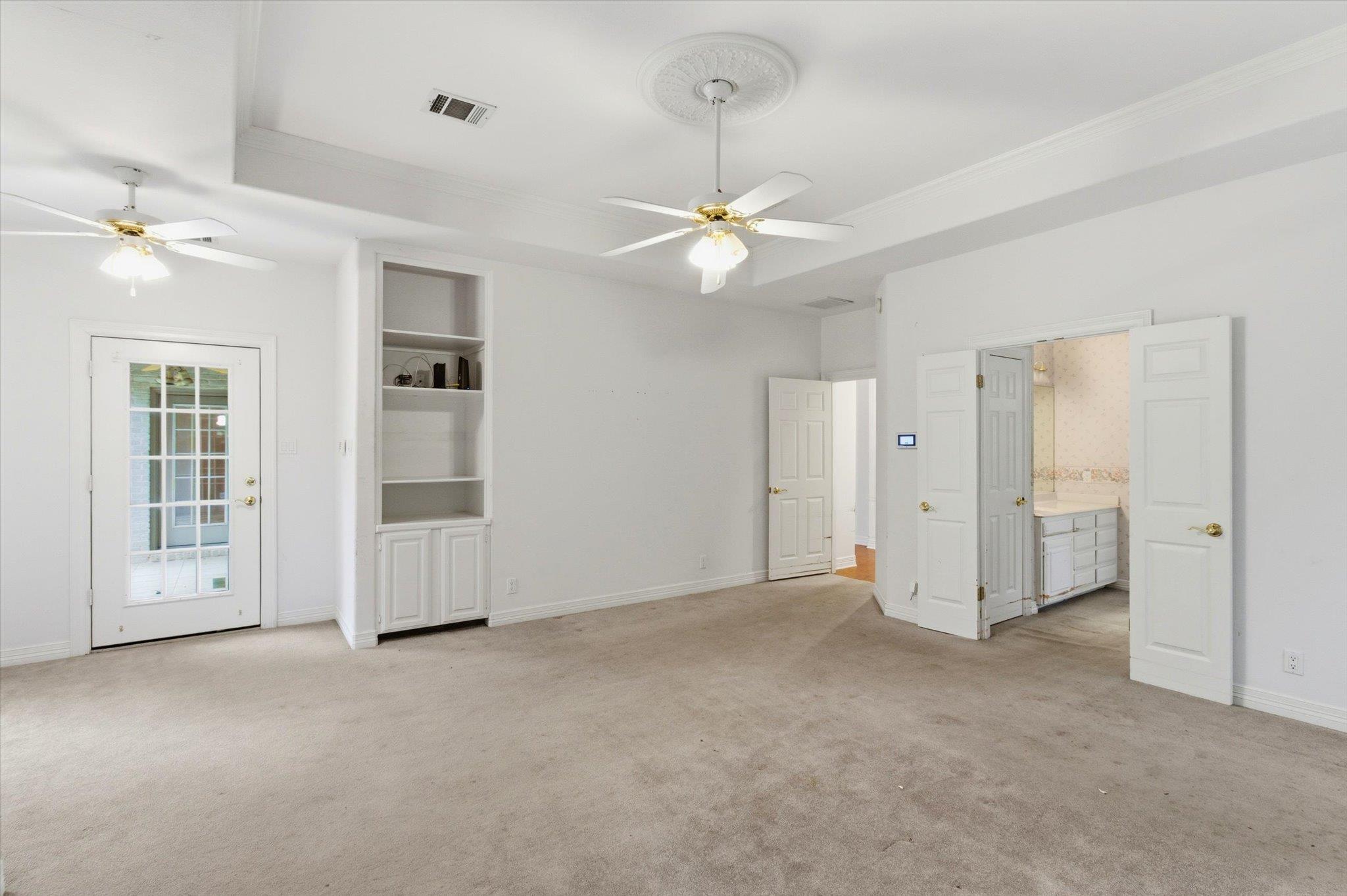 14 Lone Oak Trl, Sunset Valley, TX 78745