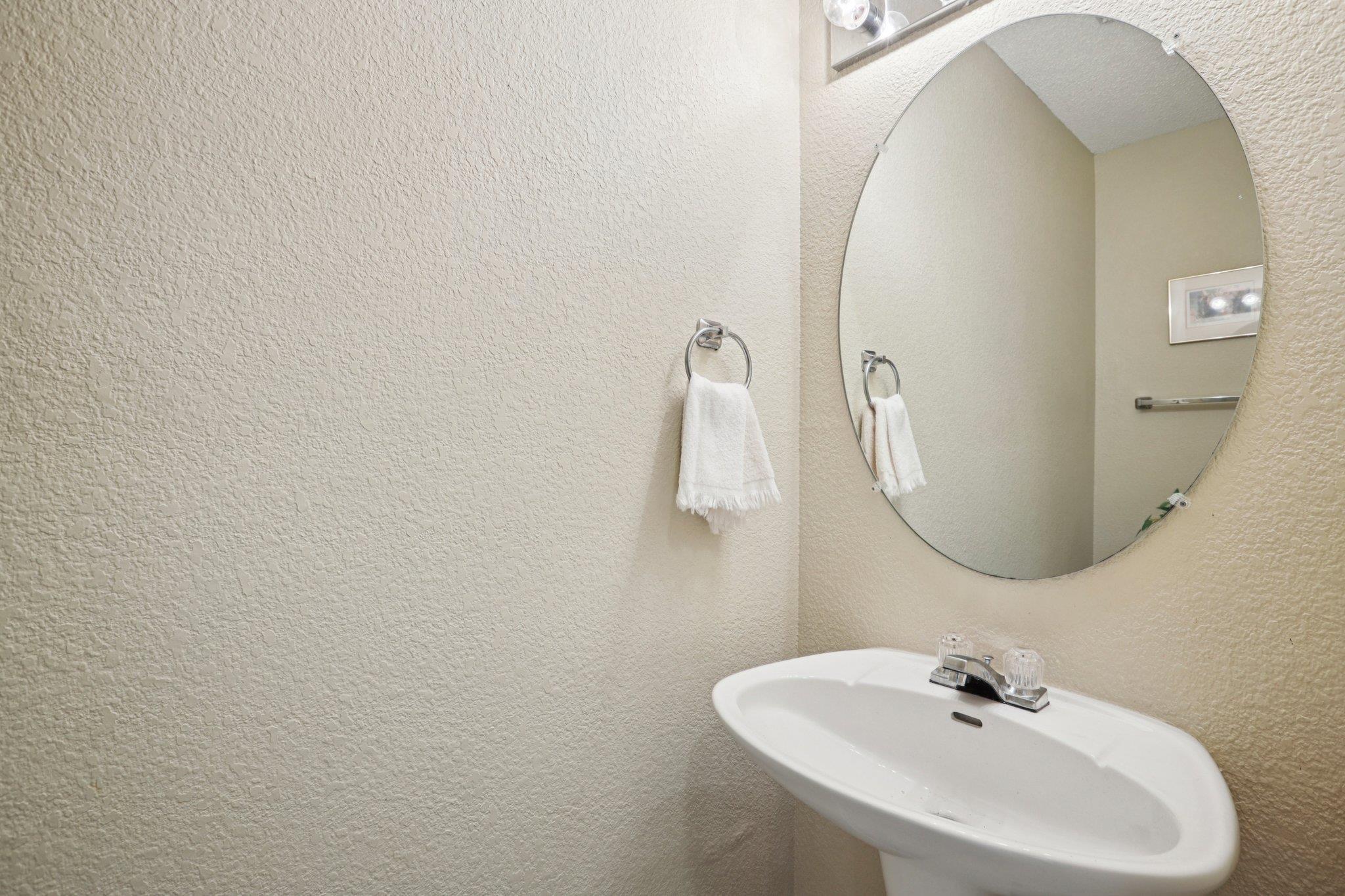 2812 Little Elm Trl, Cedar Park, TX 78613