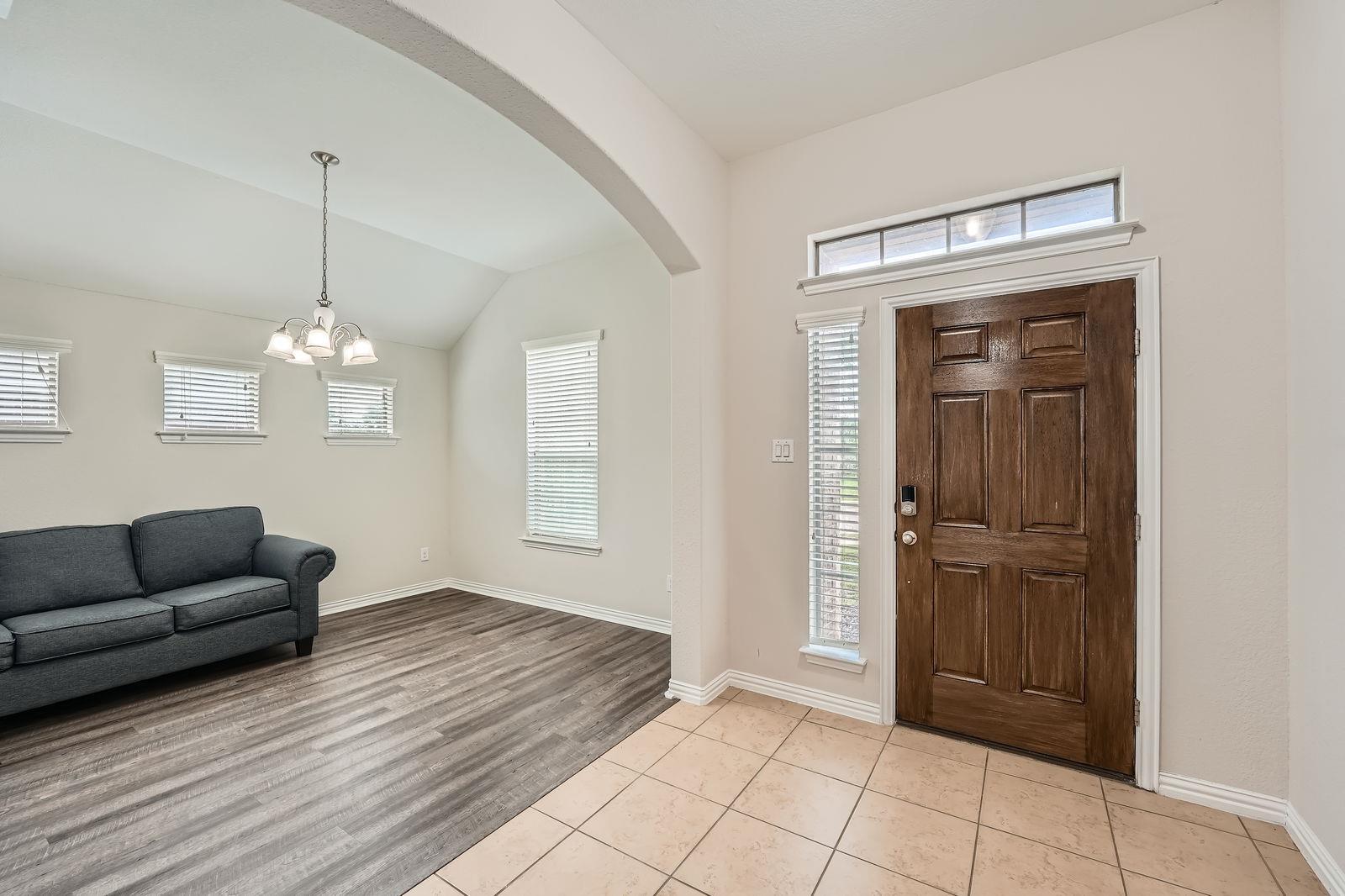 2416 Lynx Ct, Pflugerville, TX 78660