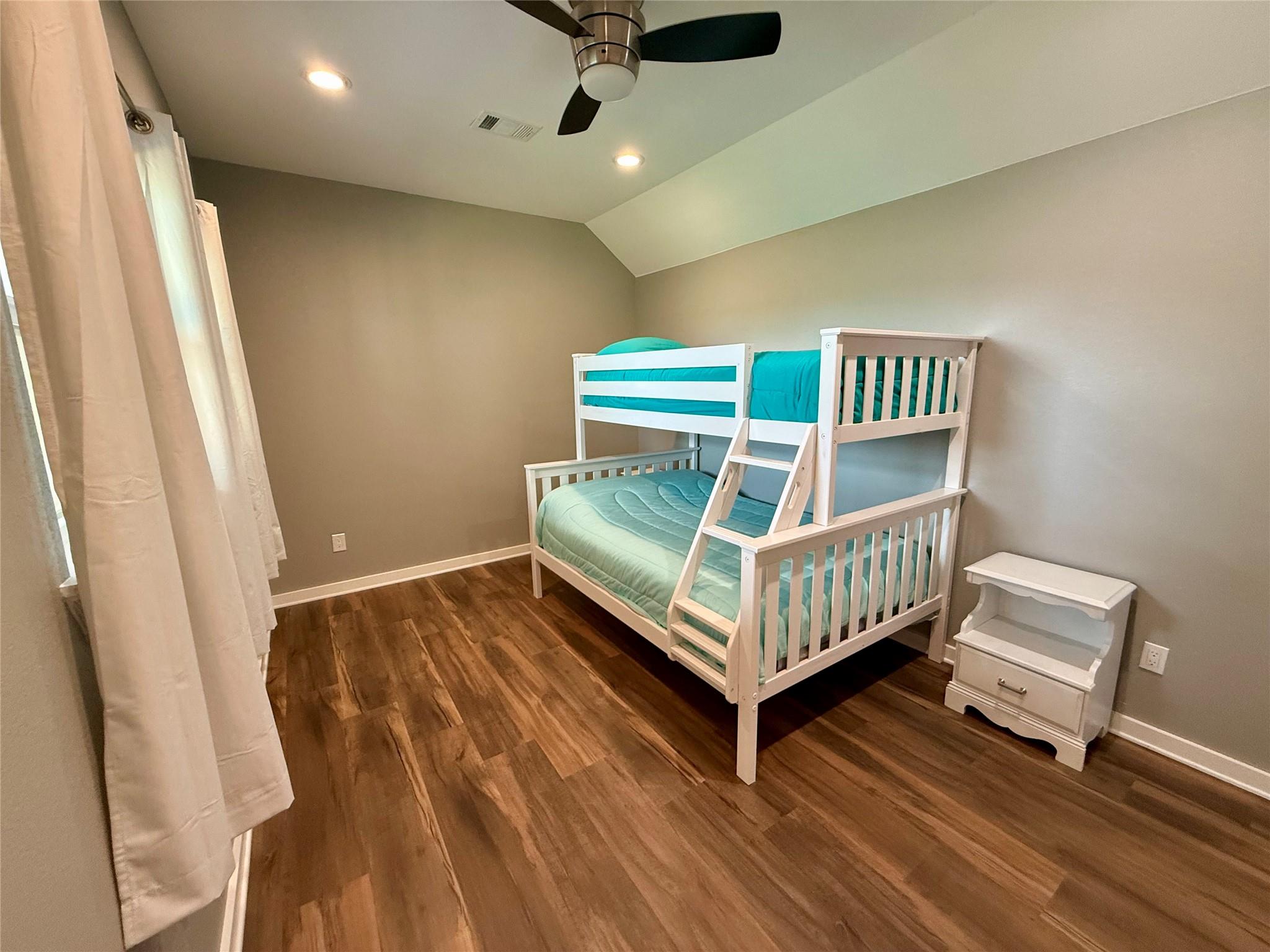 618 Hill St, Burnet, TX 78611