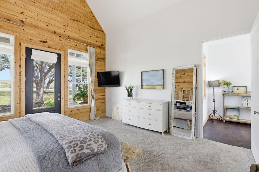 225 Cosmos Ln, Driftwood, TX 78619