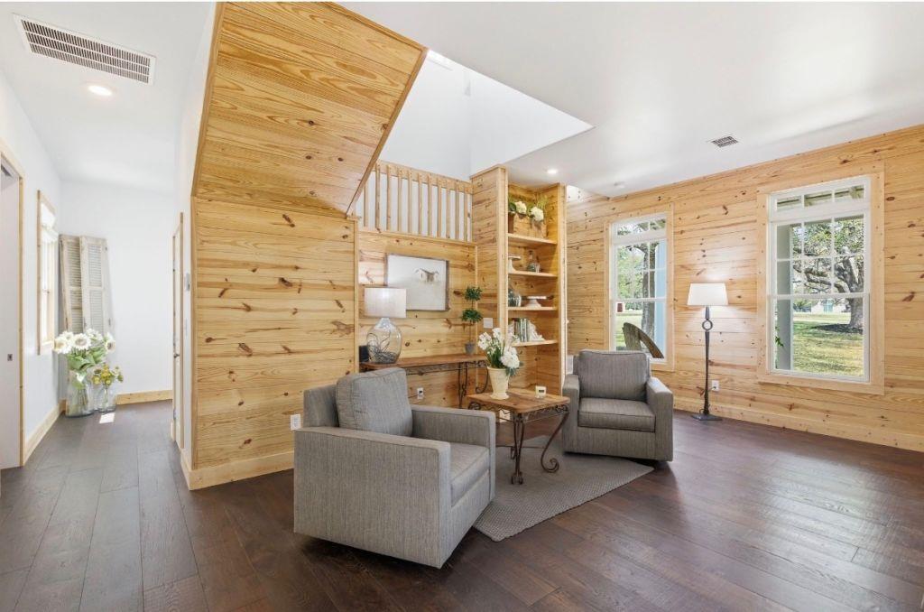 225 Cosmos Ln, Driftwood, TX 78619