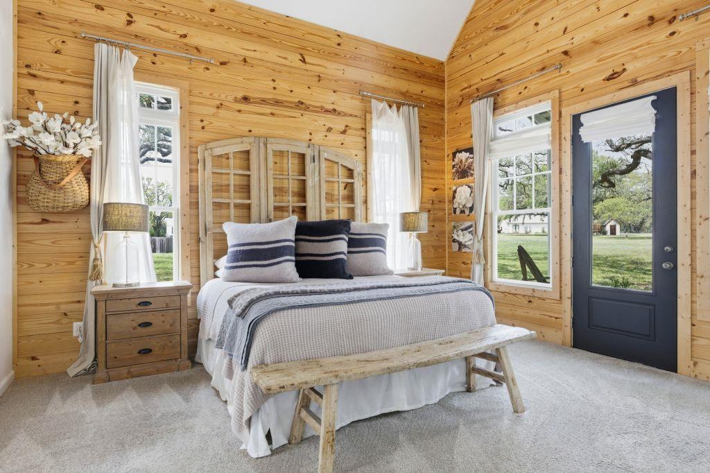 225 Cosmos Ln, Driftwood, TX 78619