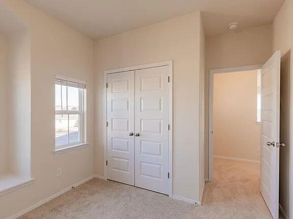 229 Gray Wolf Dr, San Marcos, TX 78666