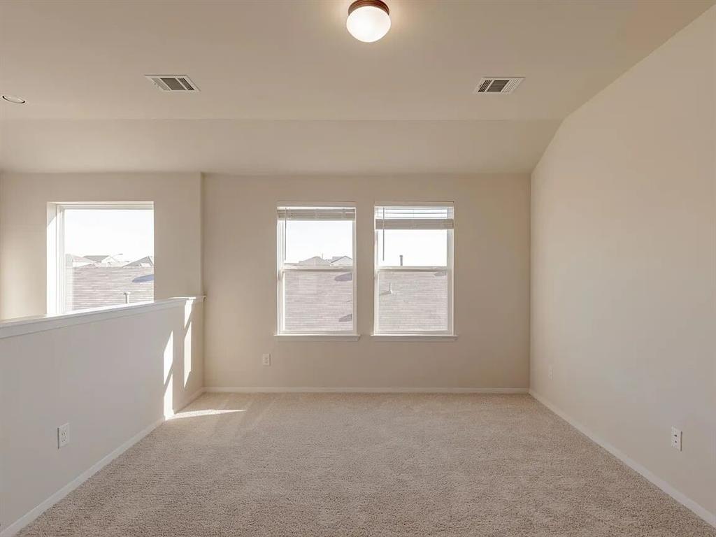 229 Gray Wolf Dr, San Marcos, TX 78666