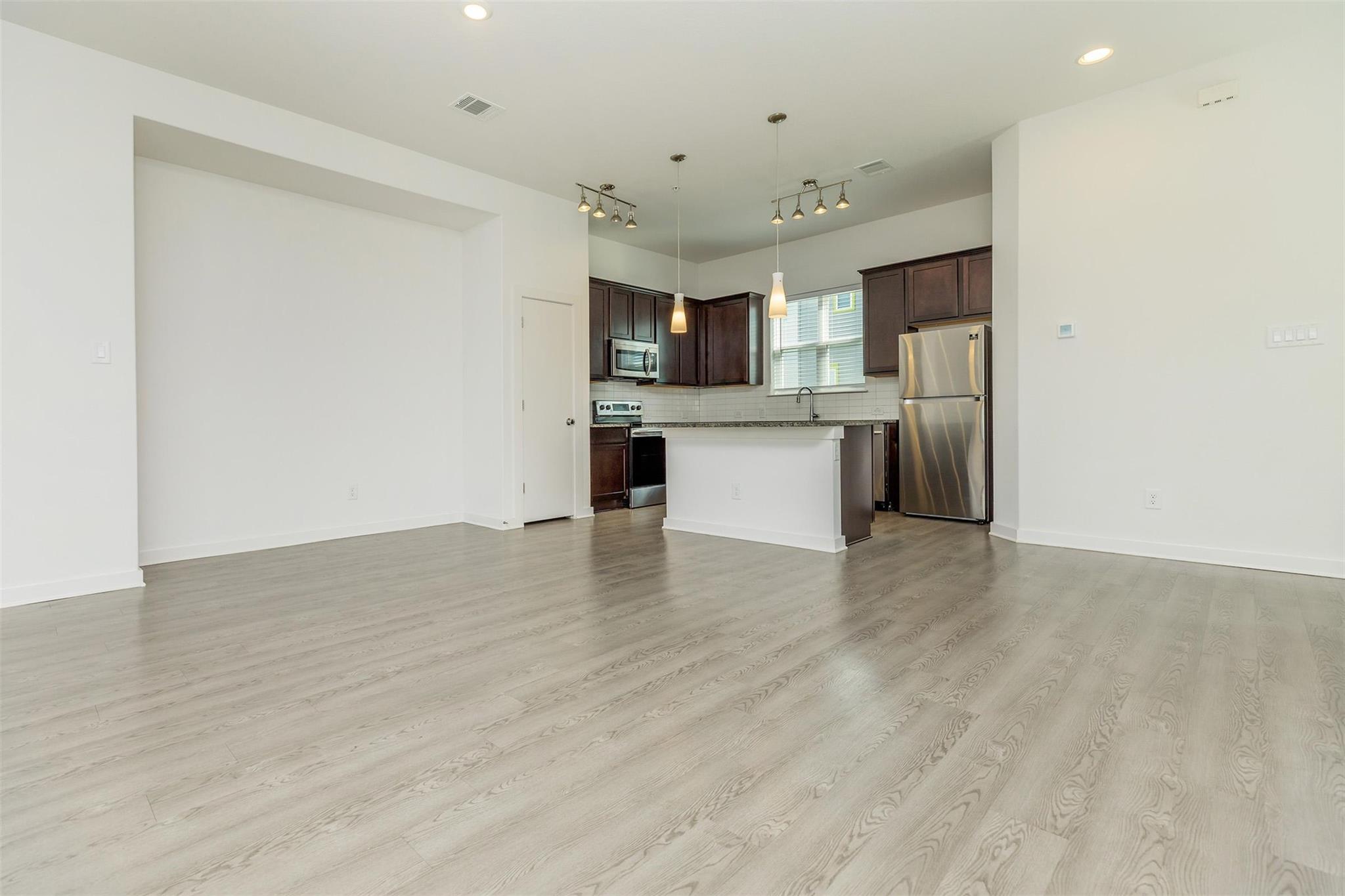 428 Ozark Trail Trl, Leander, TX 78641