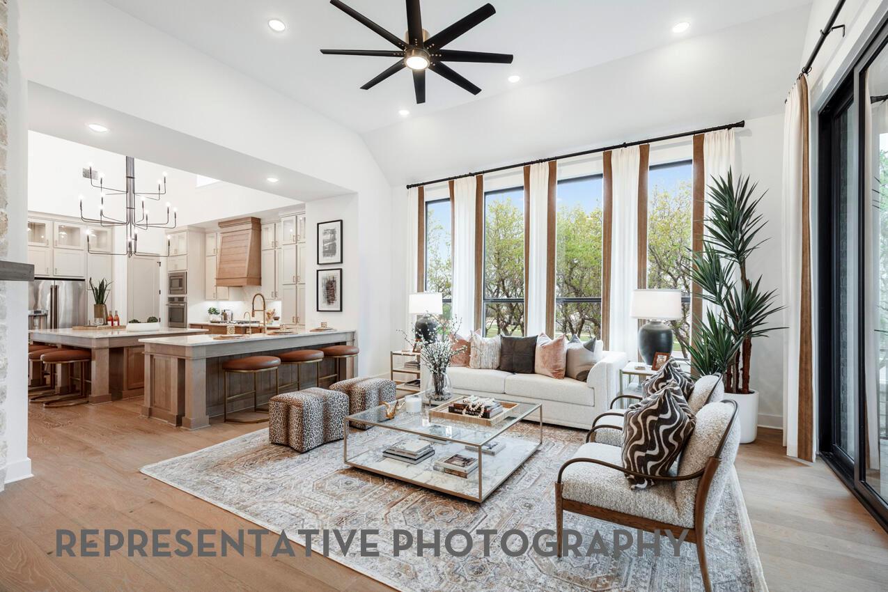 212 Borrego Bnd, Liberty Hill, TX 78642