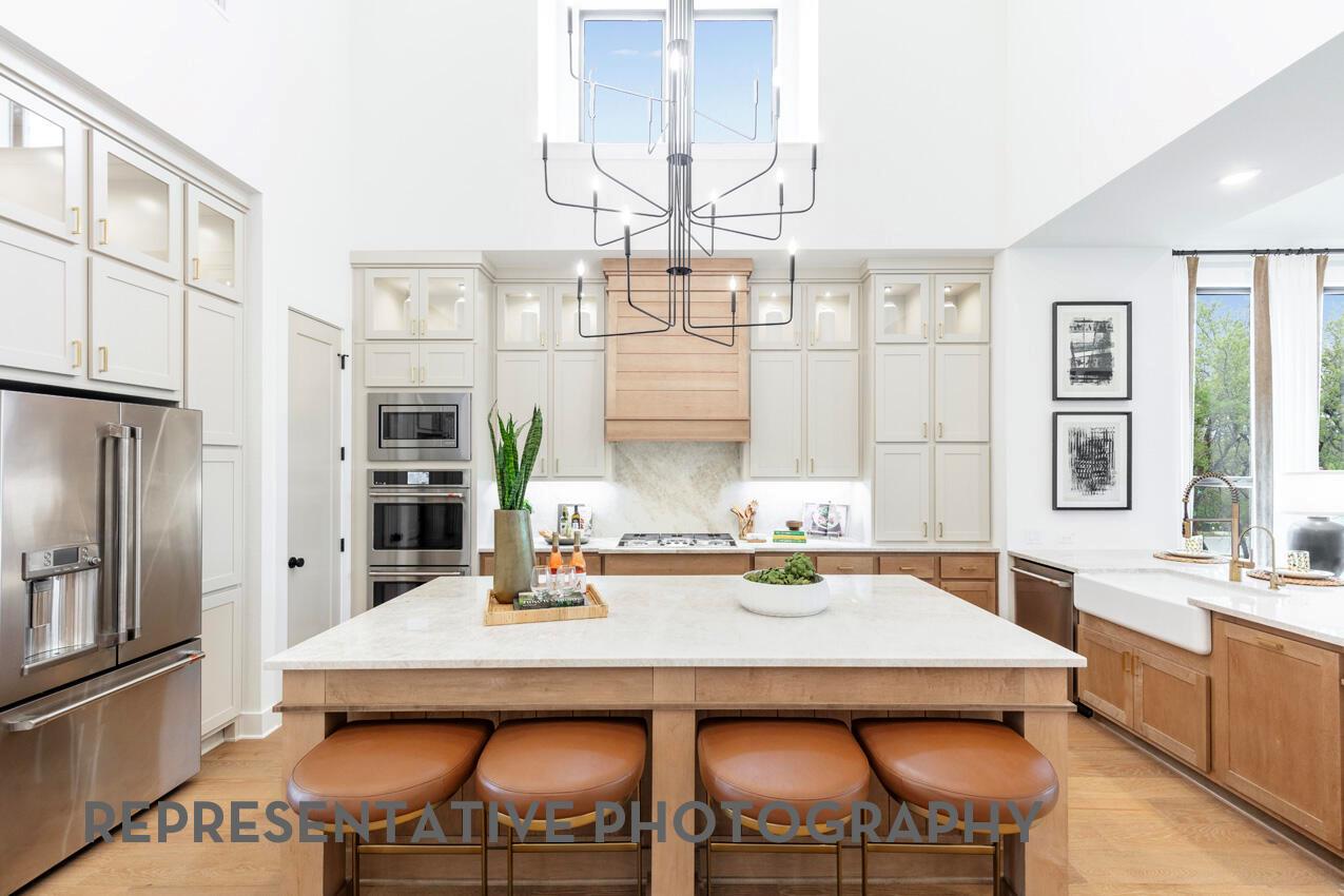 212 Borrego Bnd, Liberty Hill, TX 78642