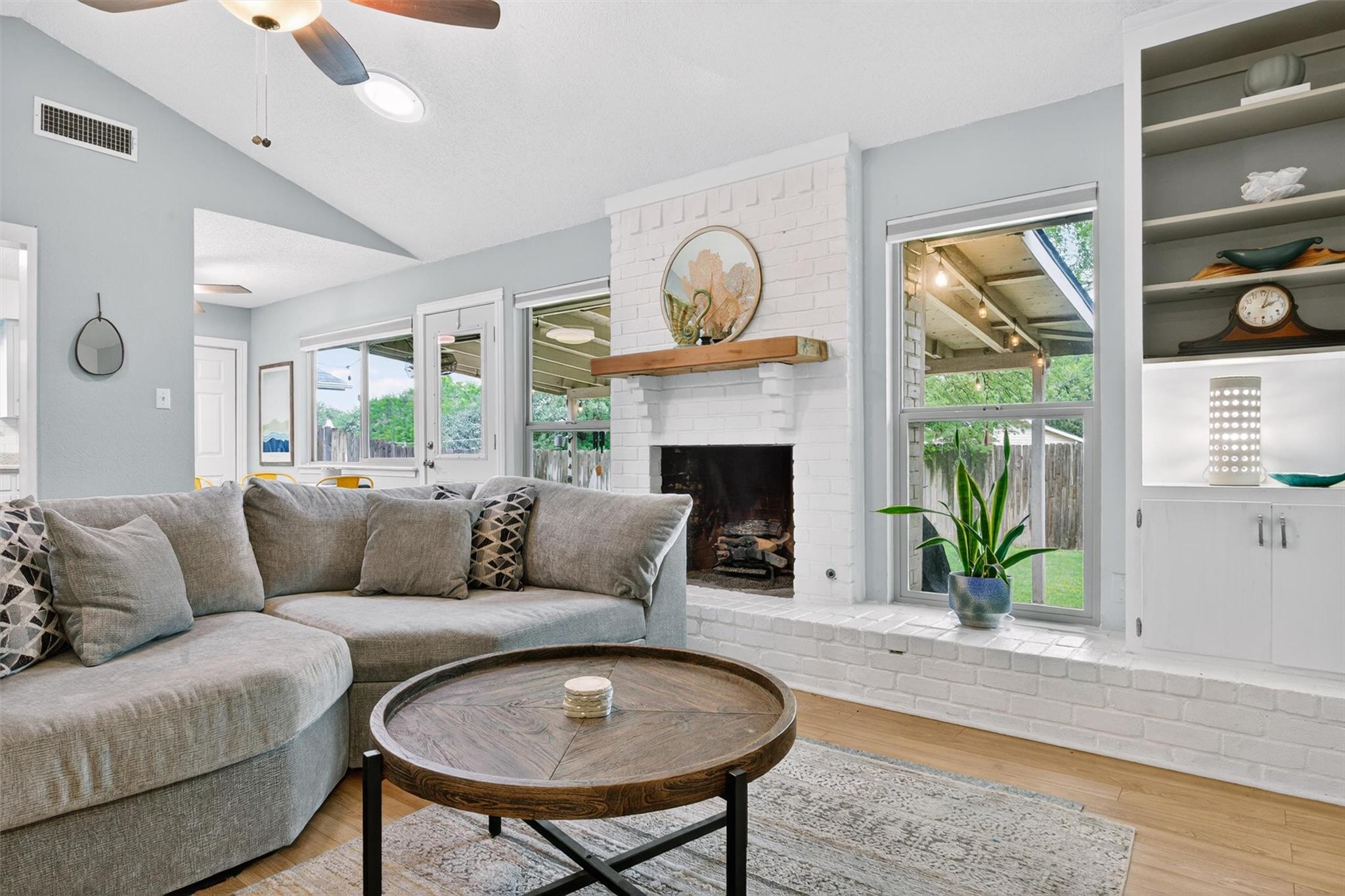 2005 Scofield Ln, Austin, TX 78727