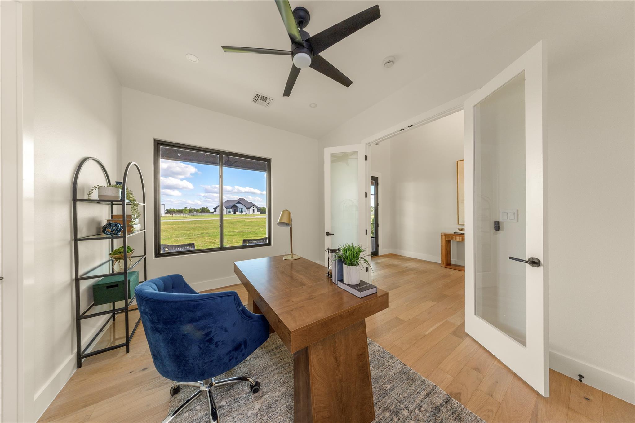 509 Purple Salvia Cv, Liberty Hill, TX 78642