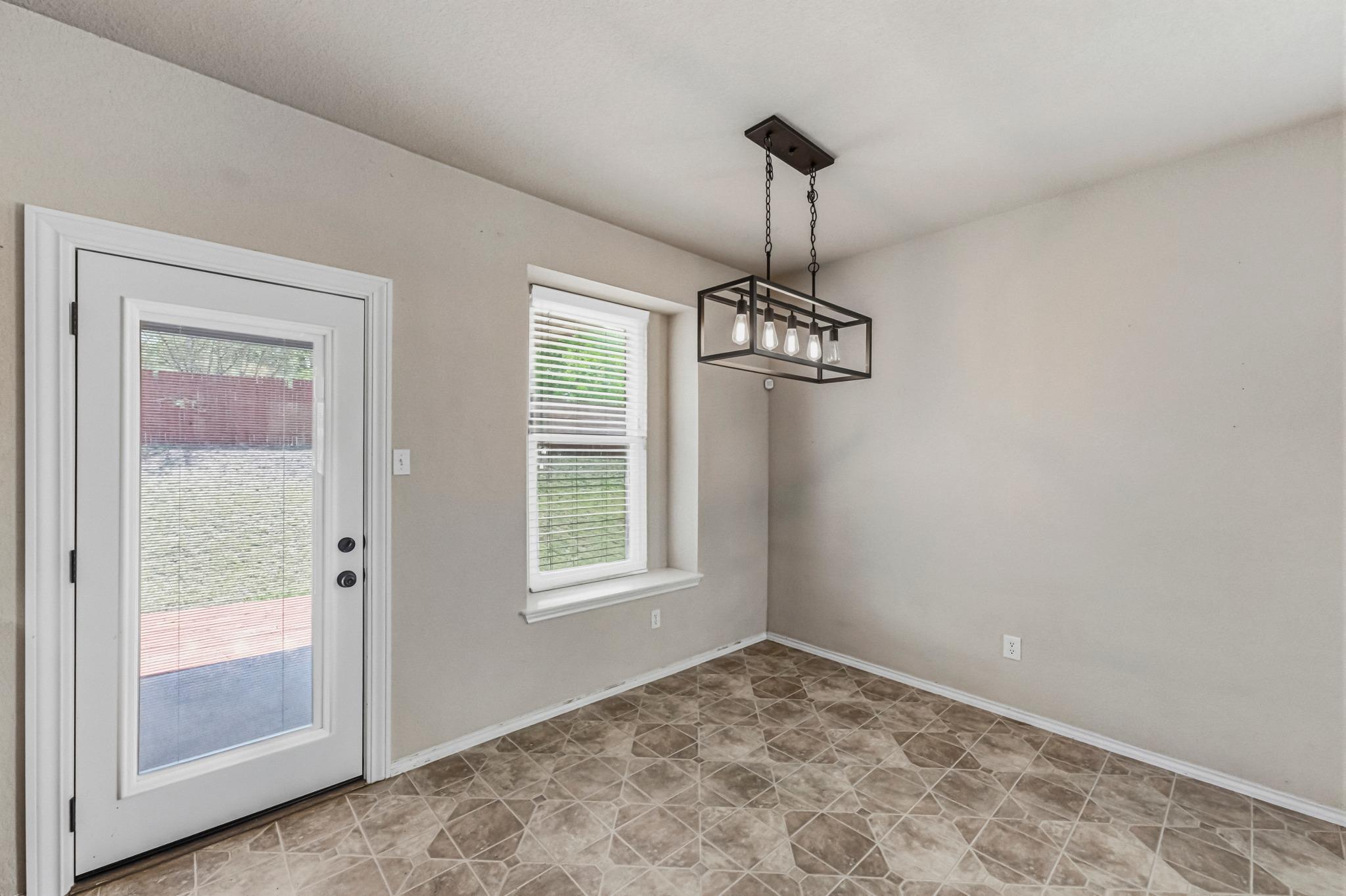 164 Regent Cv, Kyle, TX 78640