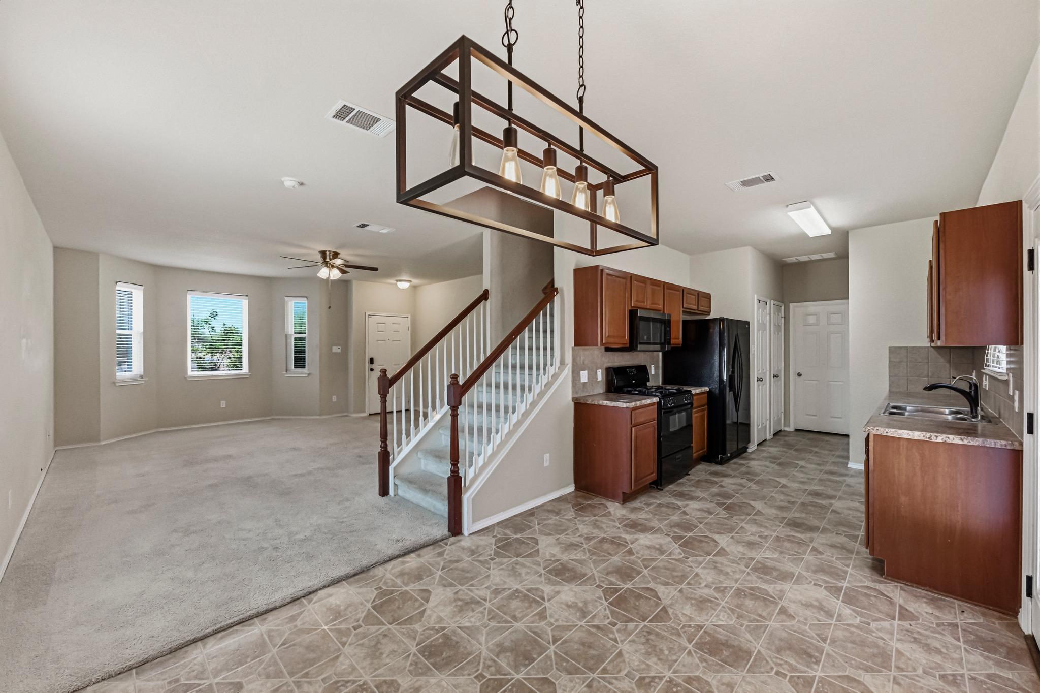 164 Regent Cv, Kyle, TX 78640