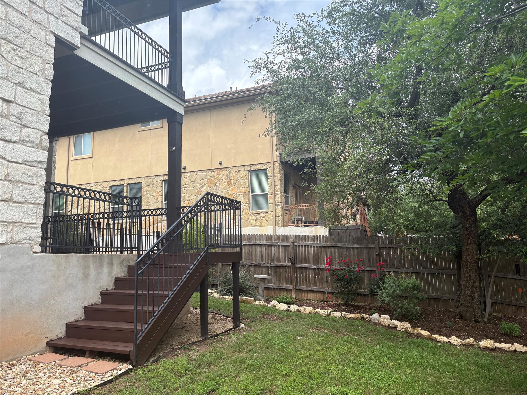 509 S Meadowlark St # A, Lakeway, TX 78734