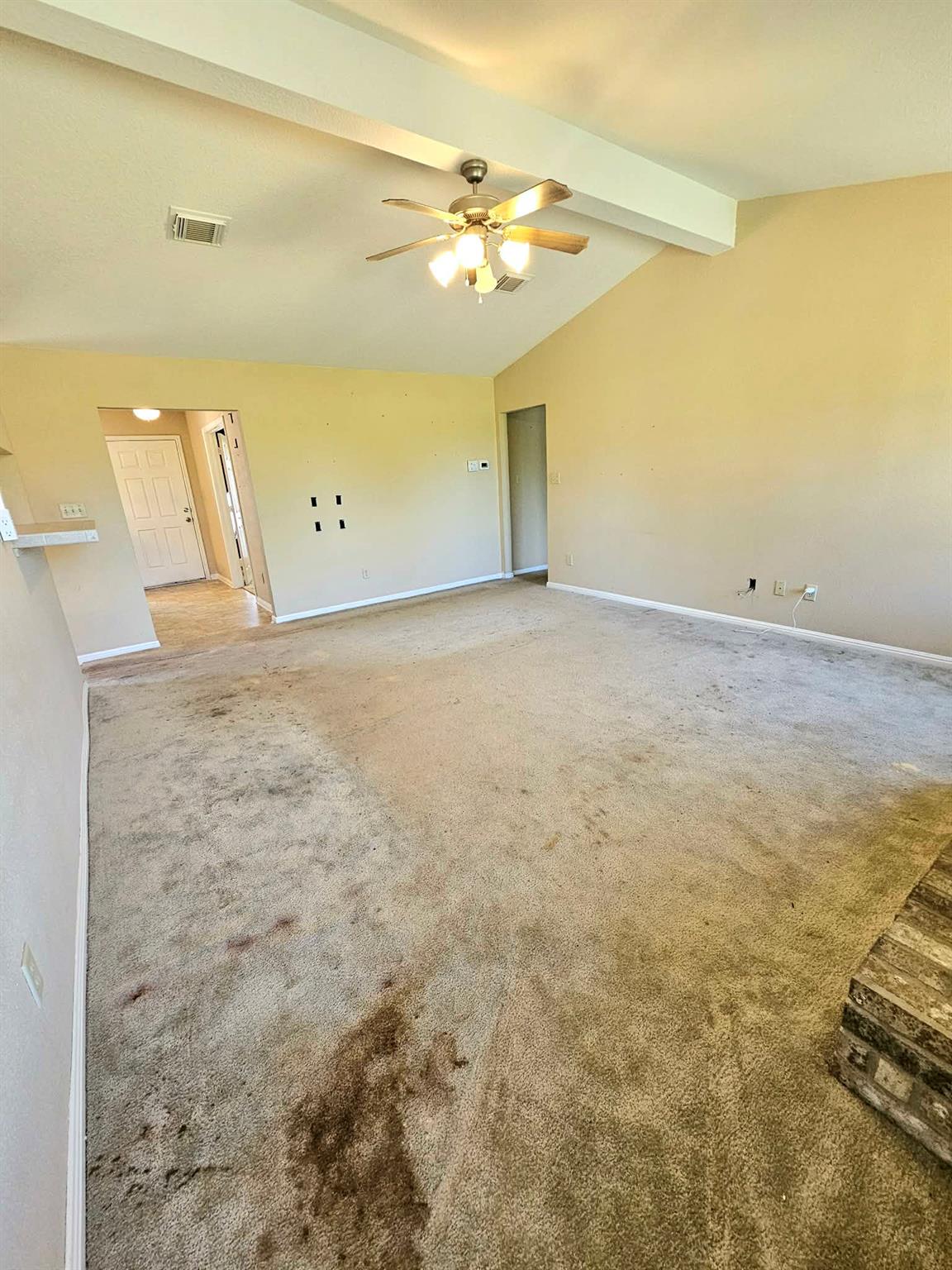 208 Settlers Ridge Rdg, Bertram, TX 78605