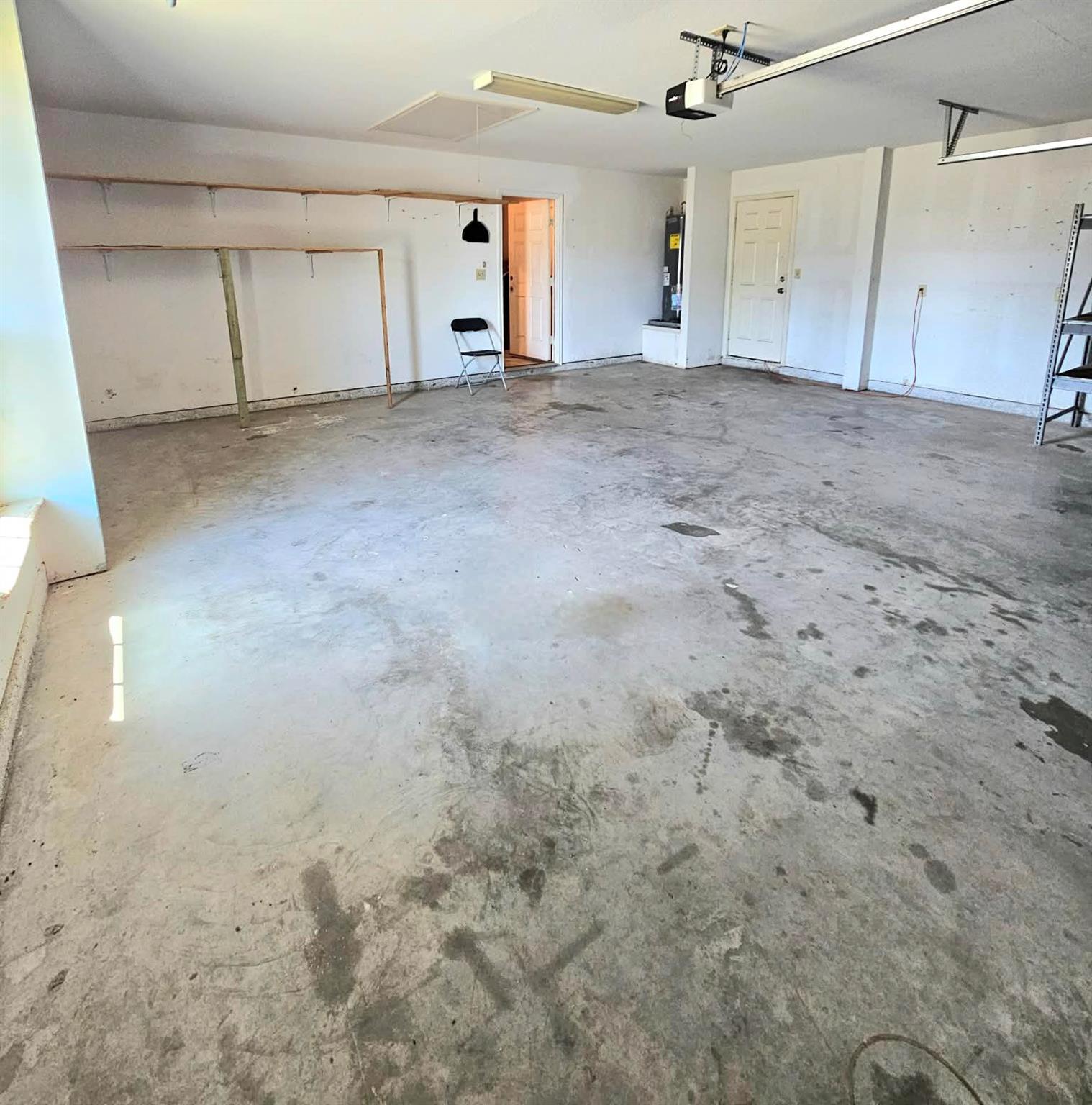 208 Settlers Ridge Rdg, Bertram, TX 78605