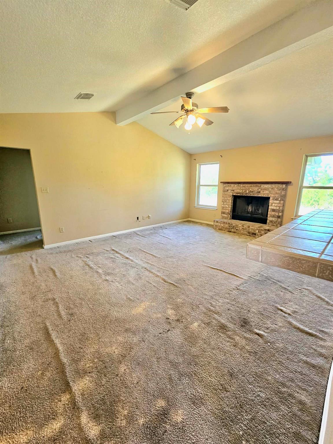 208 Settlers Ridge Rdg, Bertram, TX 78605