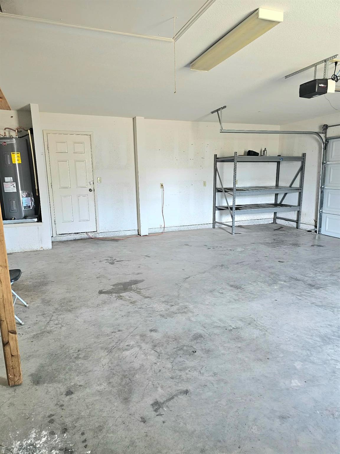 208 Settlers Ridge Rdg, Bertram, TX 78605