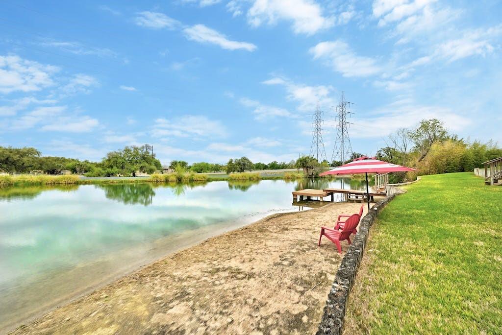 200 Full Moon # 3, Horseshoe Bay, TX 78657