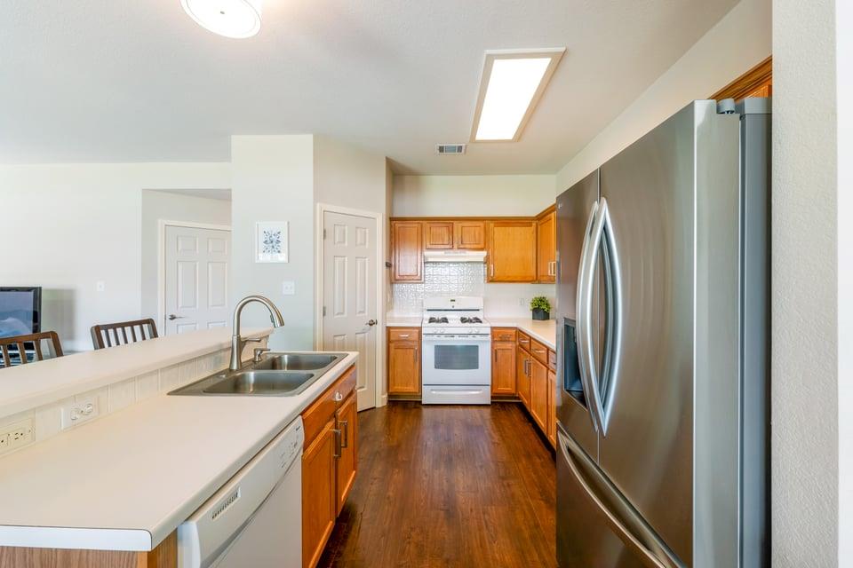 1112 CLYDE BANK Cv, Pflugerville, TX 78660