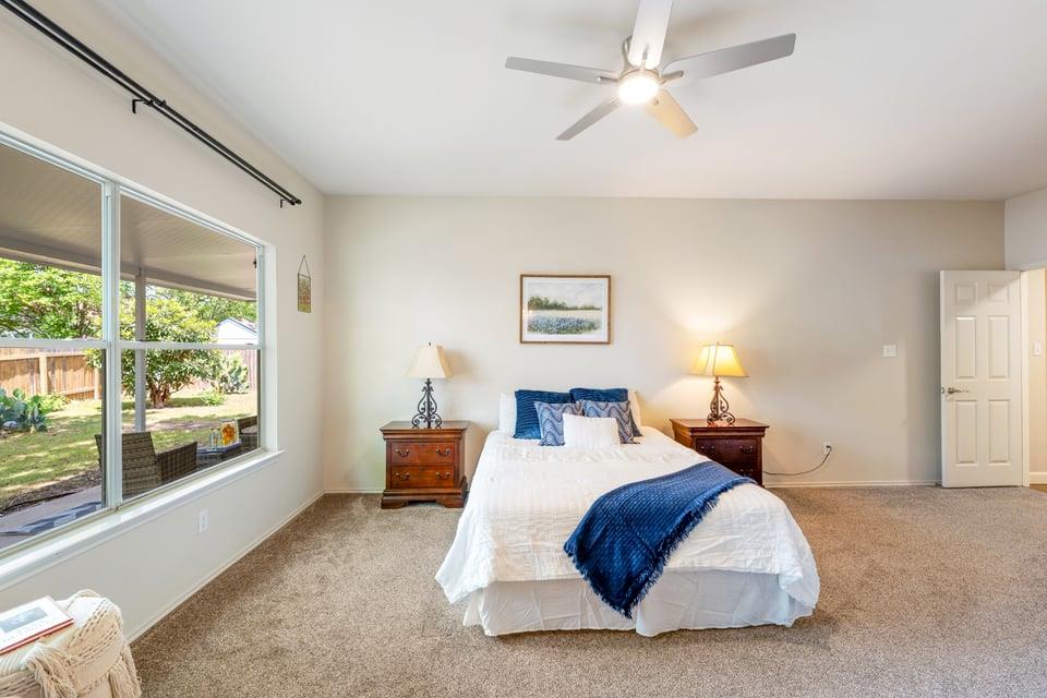 1112 CLYDE BANK Cv, Pflugerville, TX 78660